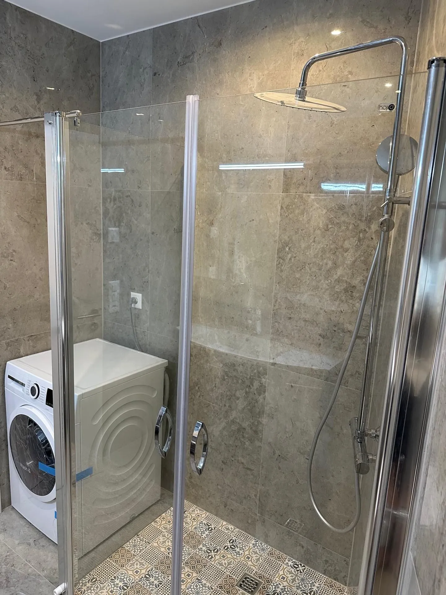 Moderno appartamento 1.5 camere con posizione centrale ideale, Sciaffusa - Foto 8 di 9