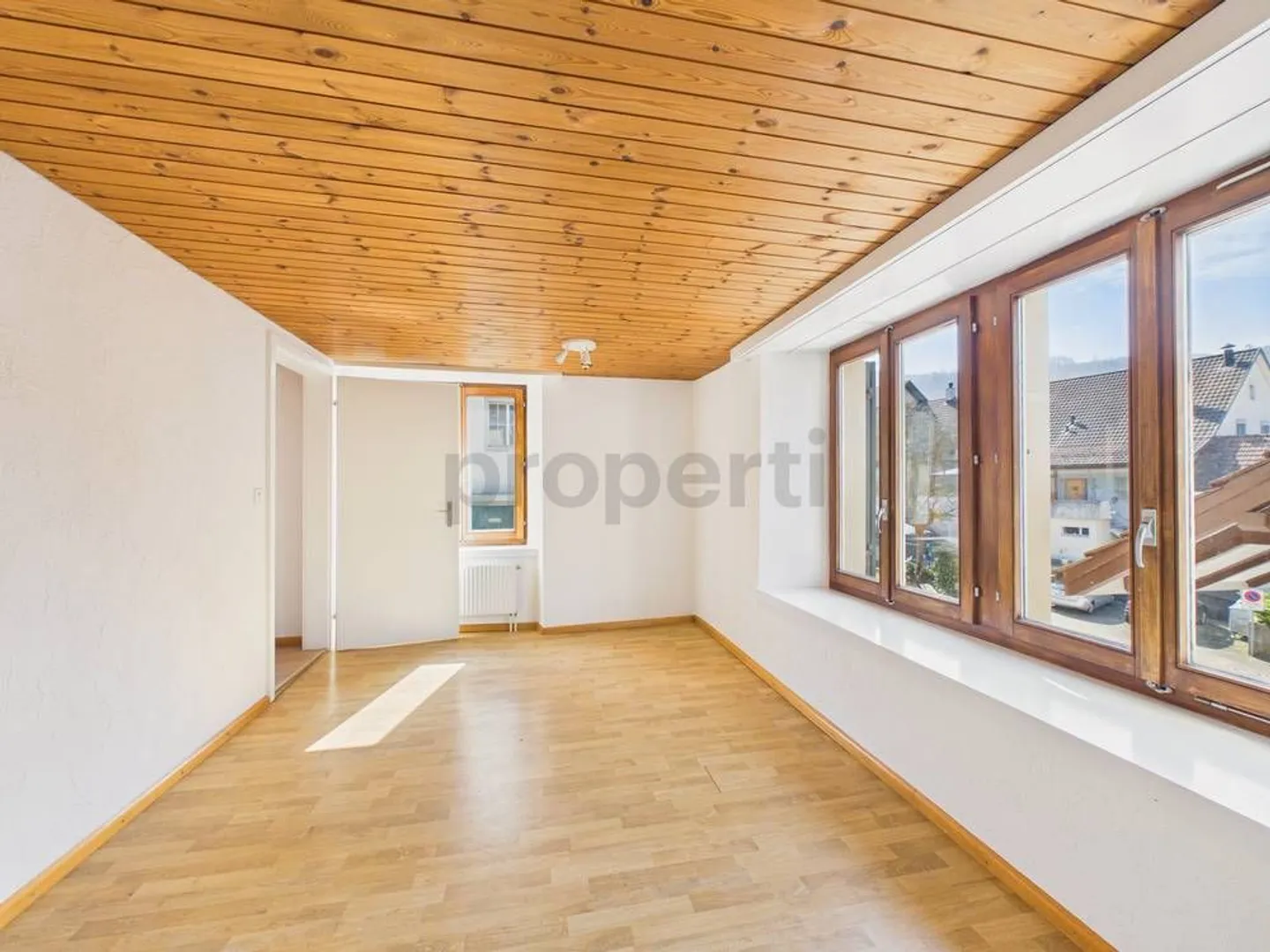 Maison multifamiliale avec 3 appartements et studio - Photo 4 sur 10