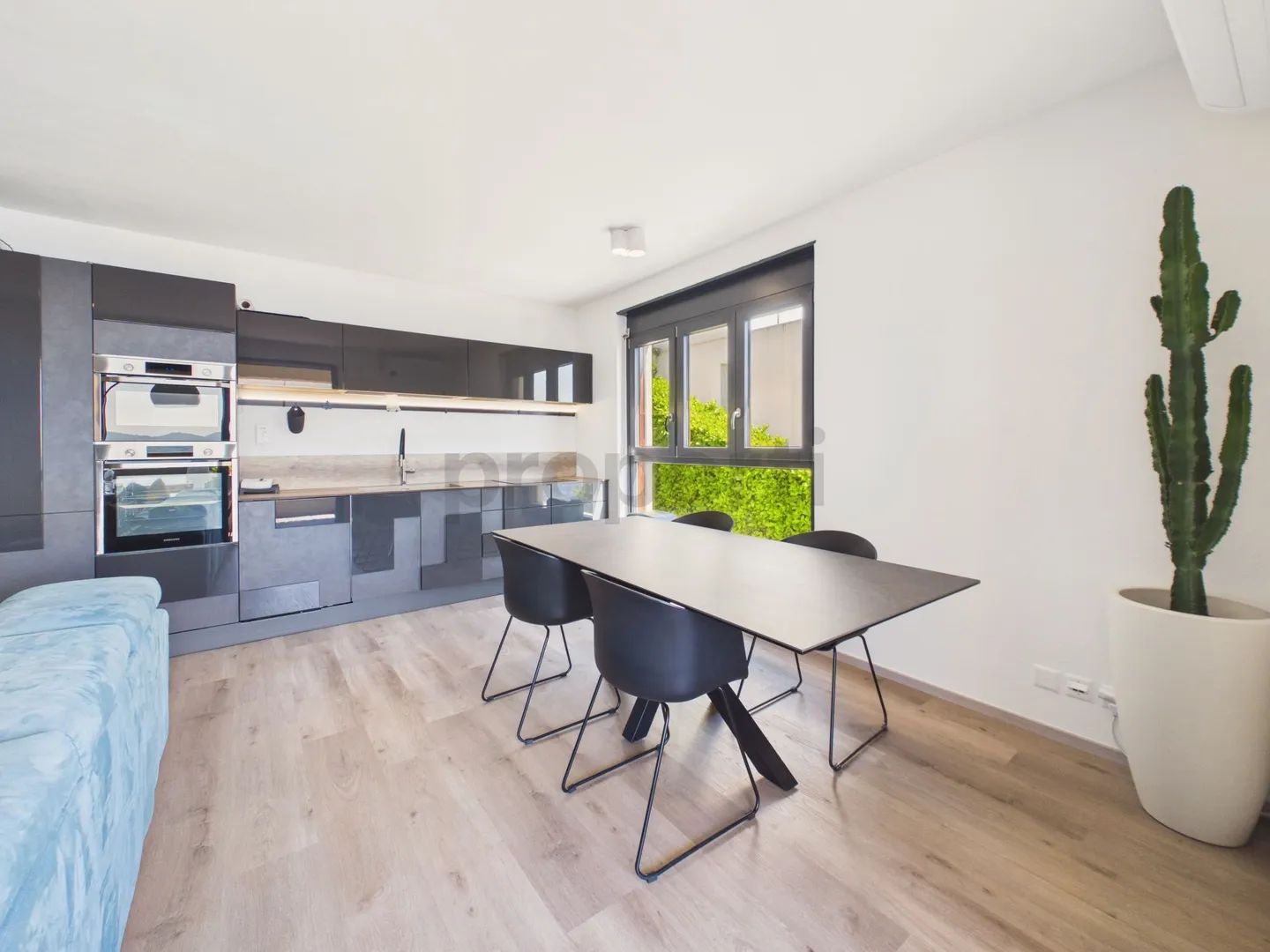 Élégant 3.5 pièces avec vue sur le lac et place de parking intérieur, Aldesago - Photo 4 sur 13