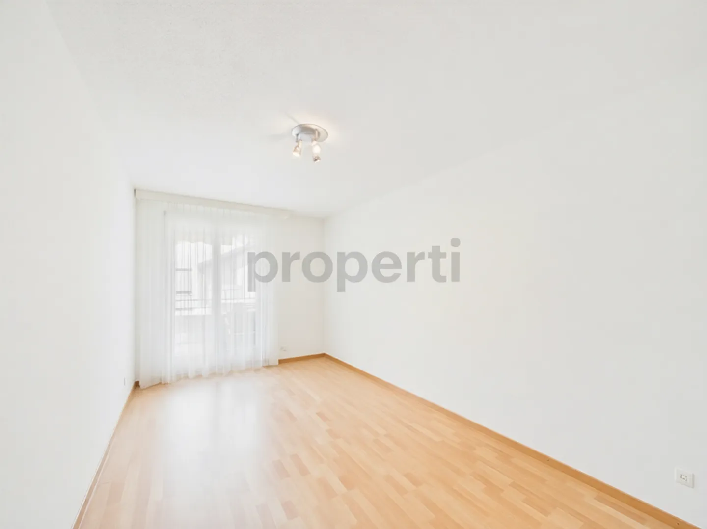 Appartement spacieux de 3,5 pièces avec grand balcon à Kreuzlingen - Photo 10 sur 13