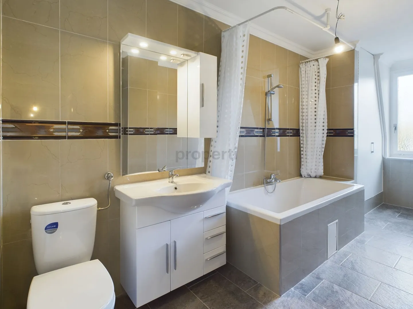 5.5 Zimmer Wohnung Zentrale Lage in Solothurn - Foto 4 von 6