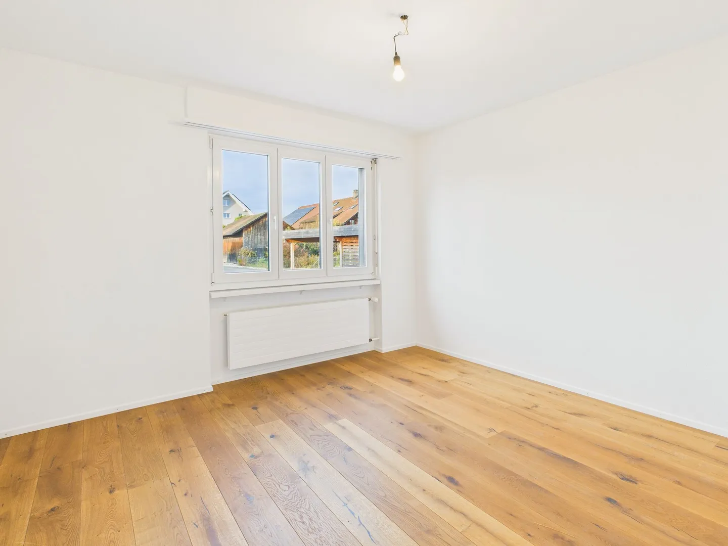 Charming 5.5-room single-family house with garden in Herzogenbuchsee, Canton BE - Photo 10 of 13