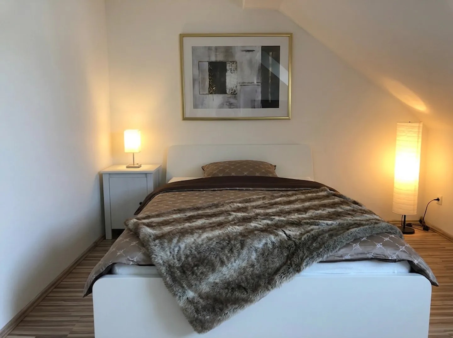 Penthouse au-dessus des toits de Bâle et tout près des tours Roche ! - Photo 2 sur 8