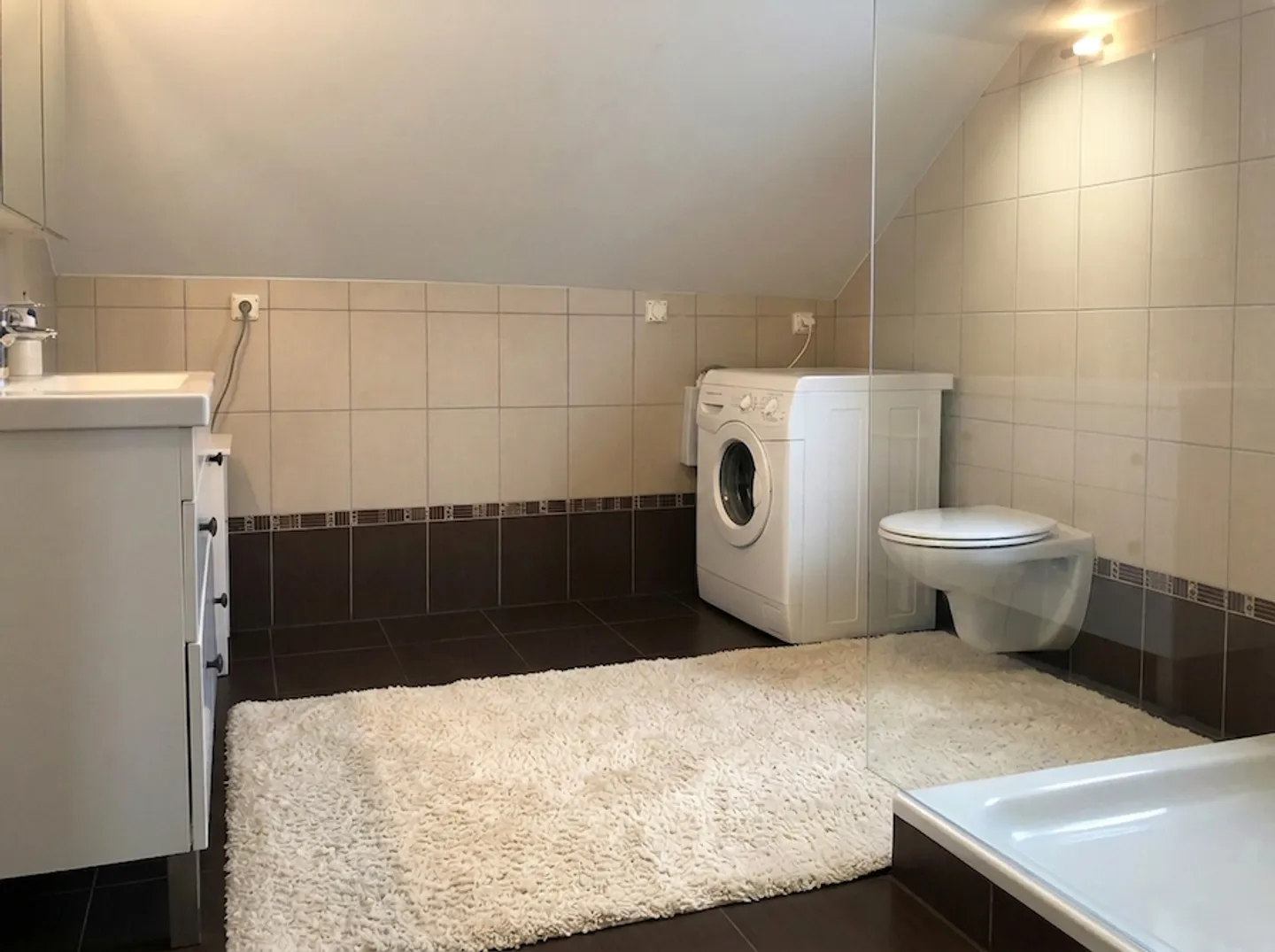 Penthouse au-dessus des toits de Bâle et tout près des tours Roche ! - Photo 7 sur 8