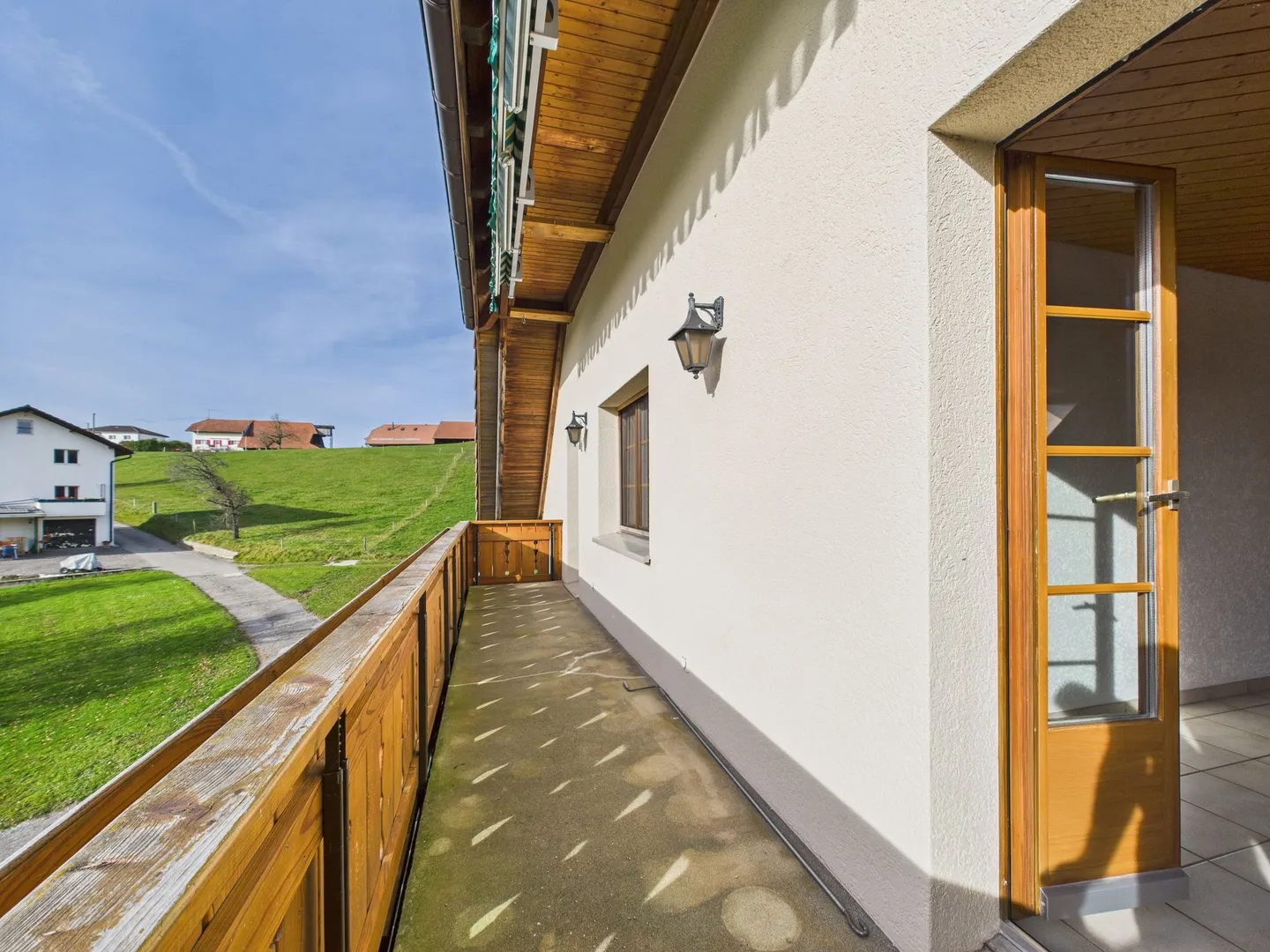 Appartement spacieux de 3,5 pièces avec piscine et vue sur la montagne - Votre nouveau chez-vous à Alterswil - Photo 11 sur 13