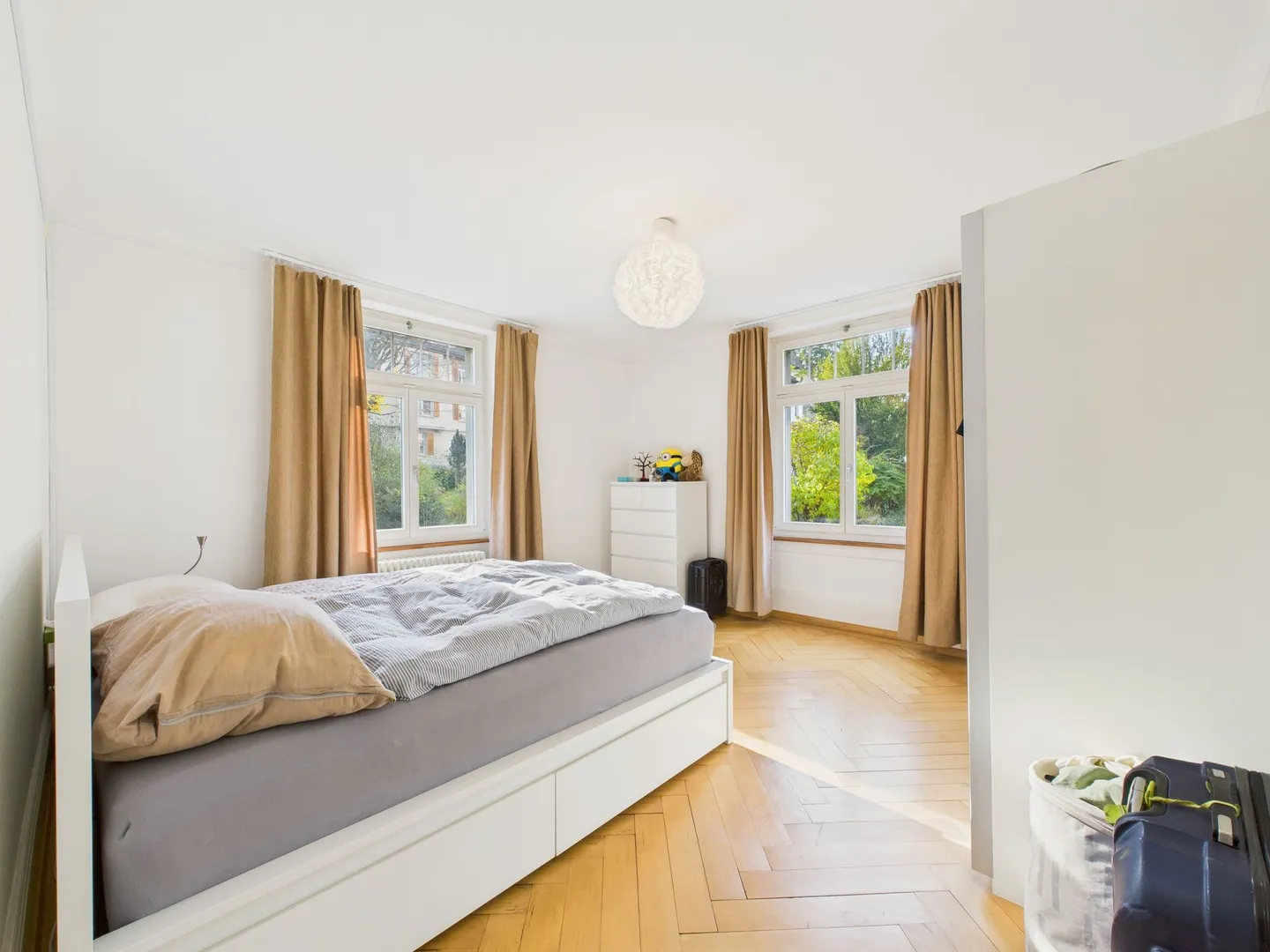 Appartement exclusif de 4,5 pièces dans le quartier 8 - Photo 5 sur 9