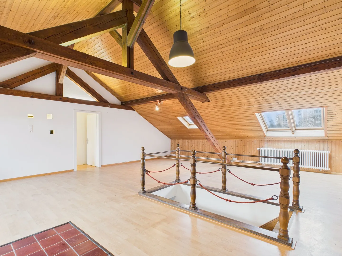 Attraktive und sehr grosse 173m2 Maisonette-Wohnung in Allschwil, BL - 24 Monate befristet bis Ende 2027 - Foto 8 von 13