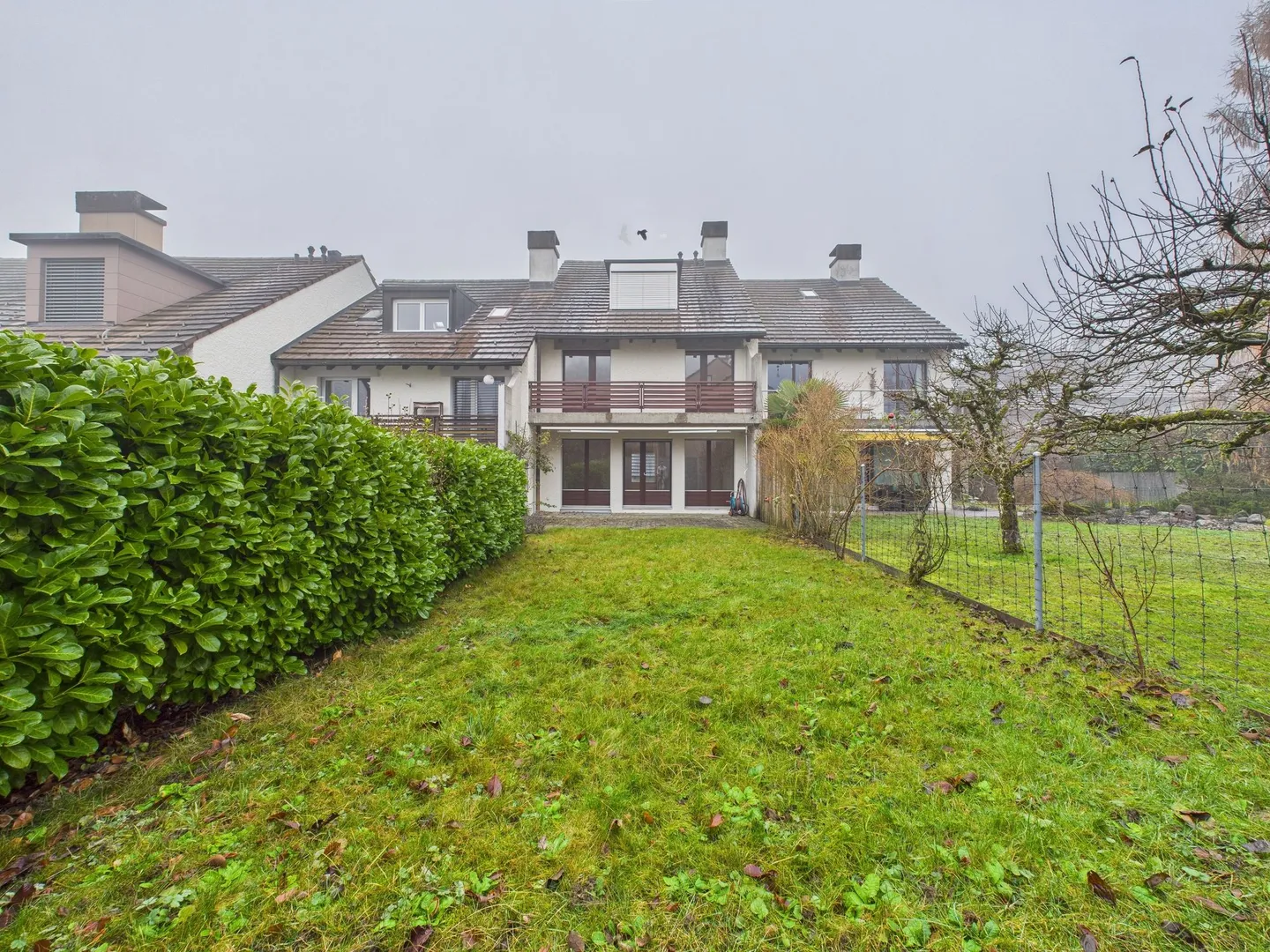 Modernes 7.5-Zimmer-Reihenhaus mit Balkon, Ebmatingen - Foto 1 von 13