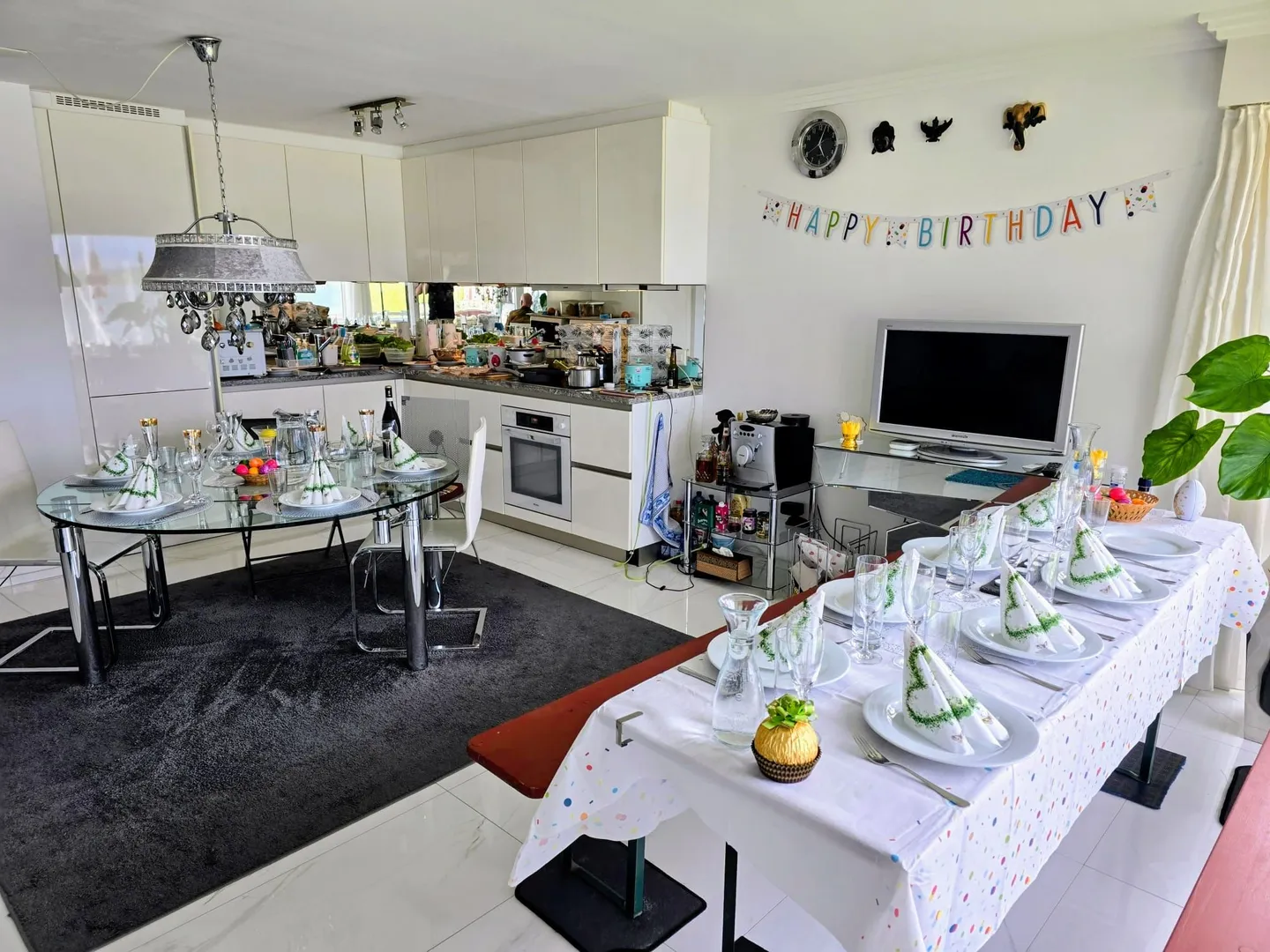 Appartement meublé de 2,5 pièces avec balcon à Bottighofen - Photo 2 sur 4