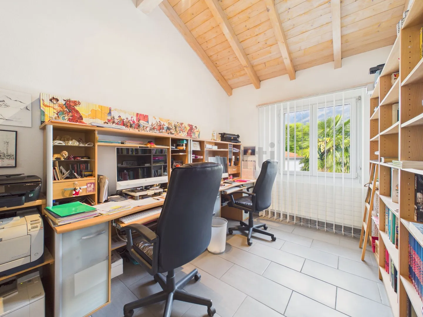 Geräumiges Einfamilienhaus mit 8,5 Zimmern und großem Garten, Giubiasco - Foto 7 von 13