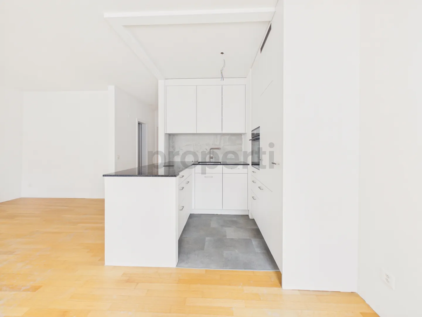 Frisch renovierte 2.5-Zimmer-Wohnung in bester Altstadtlage - Foto 5 di 9