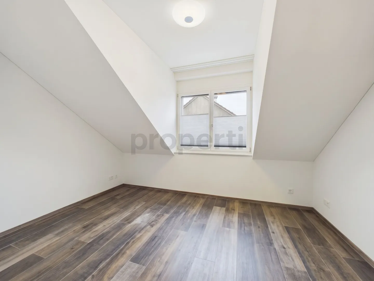 Appartement élégant 3.5 pièces - Photo 2 sur 9