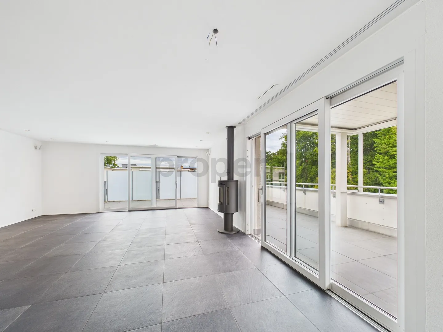 Appartamento attico di alta qualità con 4,5 stanze a Oberglatt - Foto 2 di 13