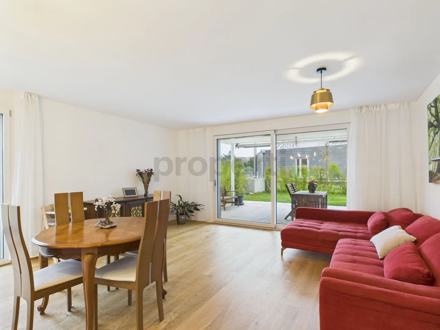 Modern, family-friendly 4.5 room garden apartment including two spacious hobby rooms - Photo 1 of 12