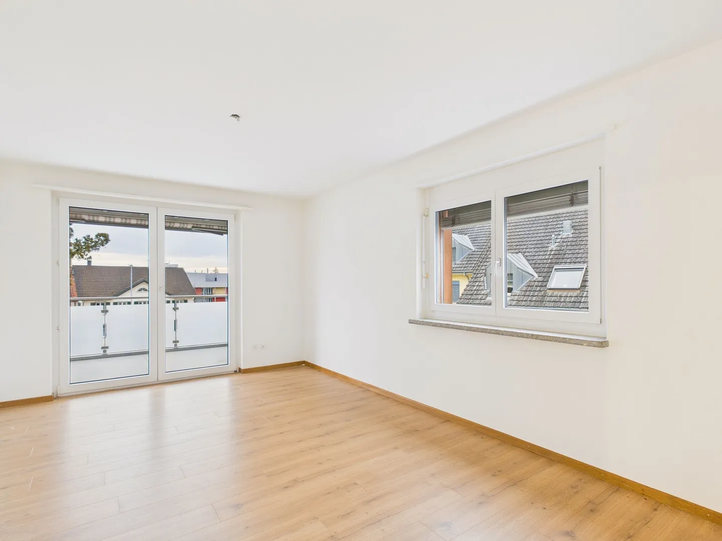 Appartamento 4 locali modernizzato con balcone a Weinfelden - Foto 1 di 11