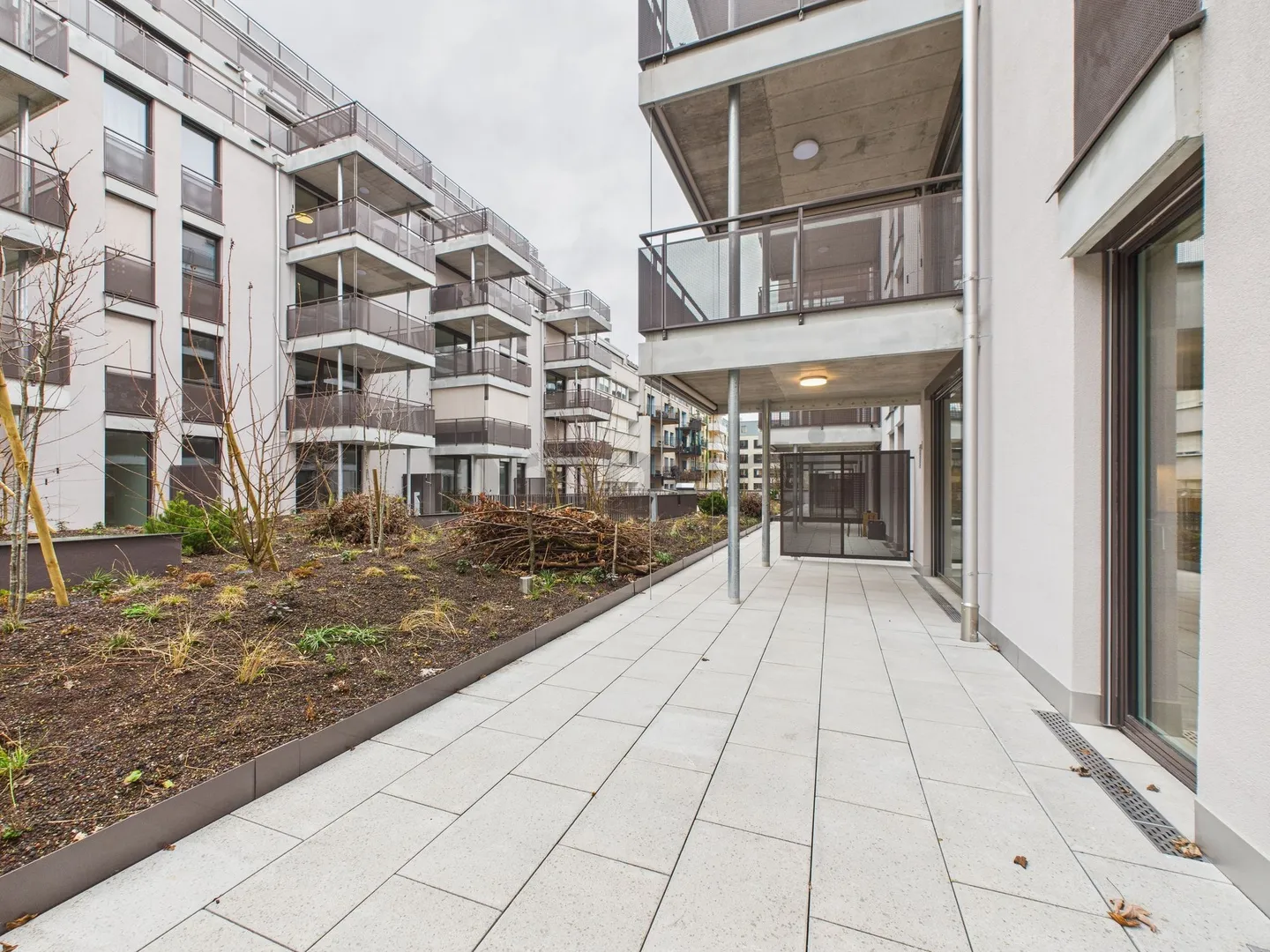 Moderno appartamento di 3,5 stanze con balcone, Basilea - Foto 7 di 10