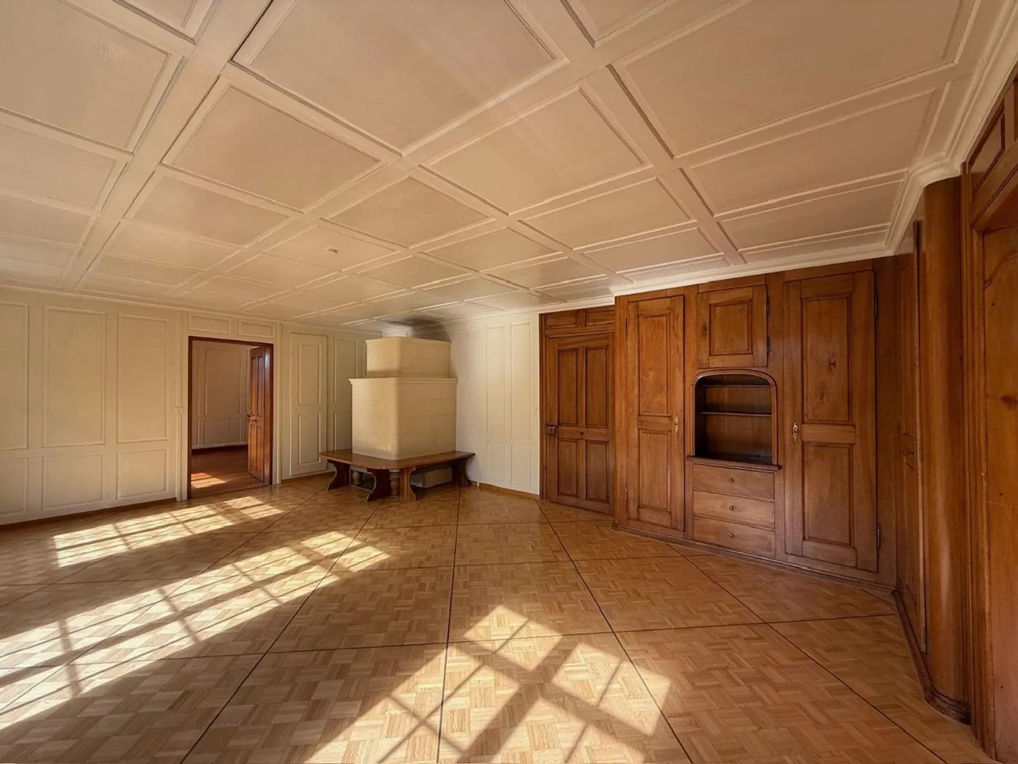 Stilvolle 4-Zimmer-Wohnung mit Balkon - Foto 5 von 9