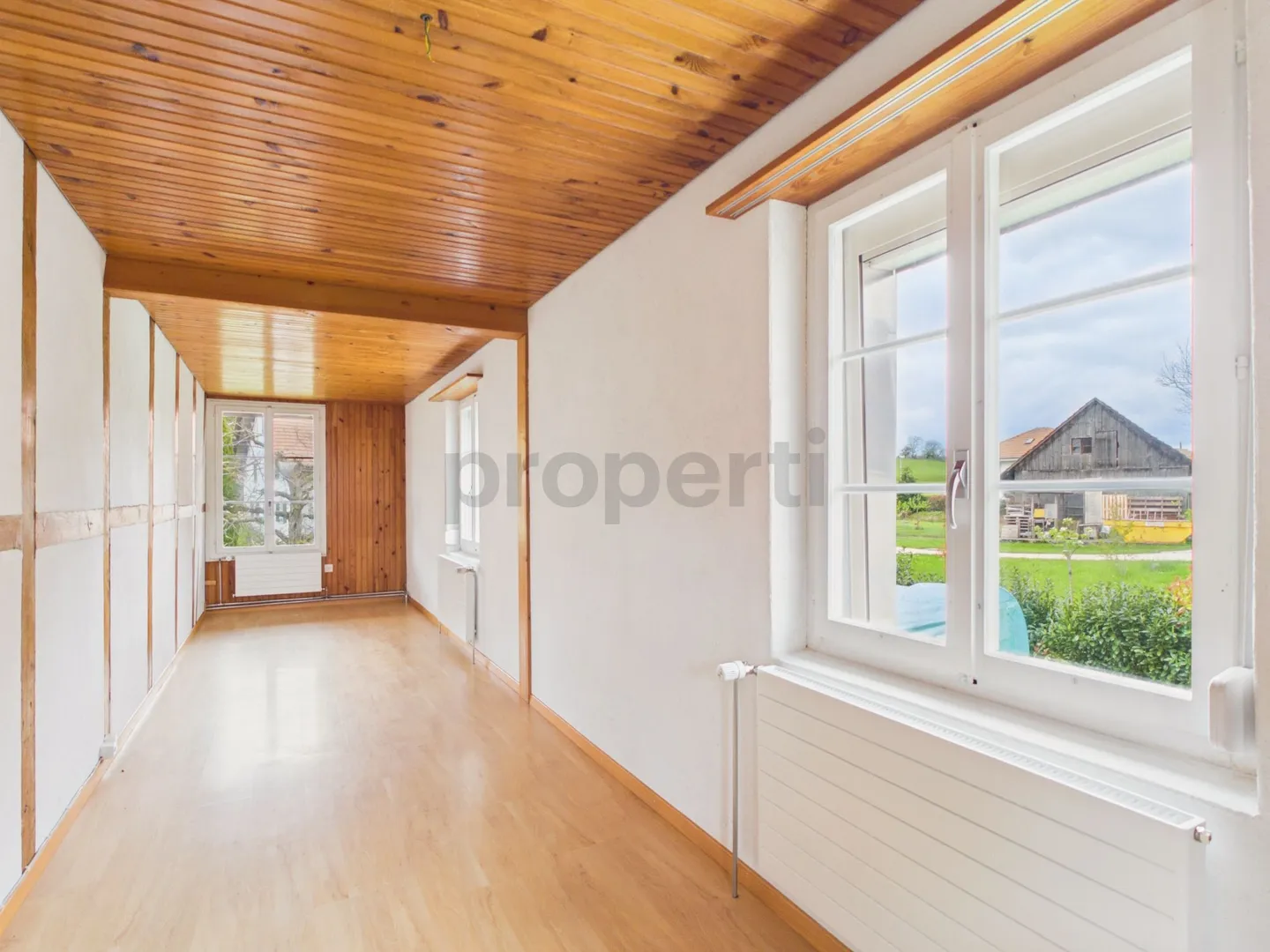 Condominium de 4,5 pièces récemment rénové avec cave, Biezwil - Photo 2 sur 7