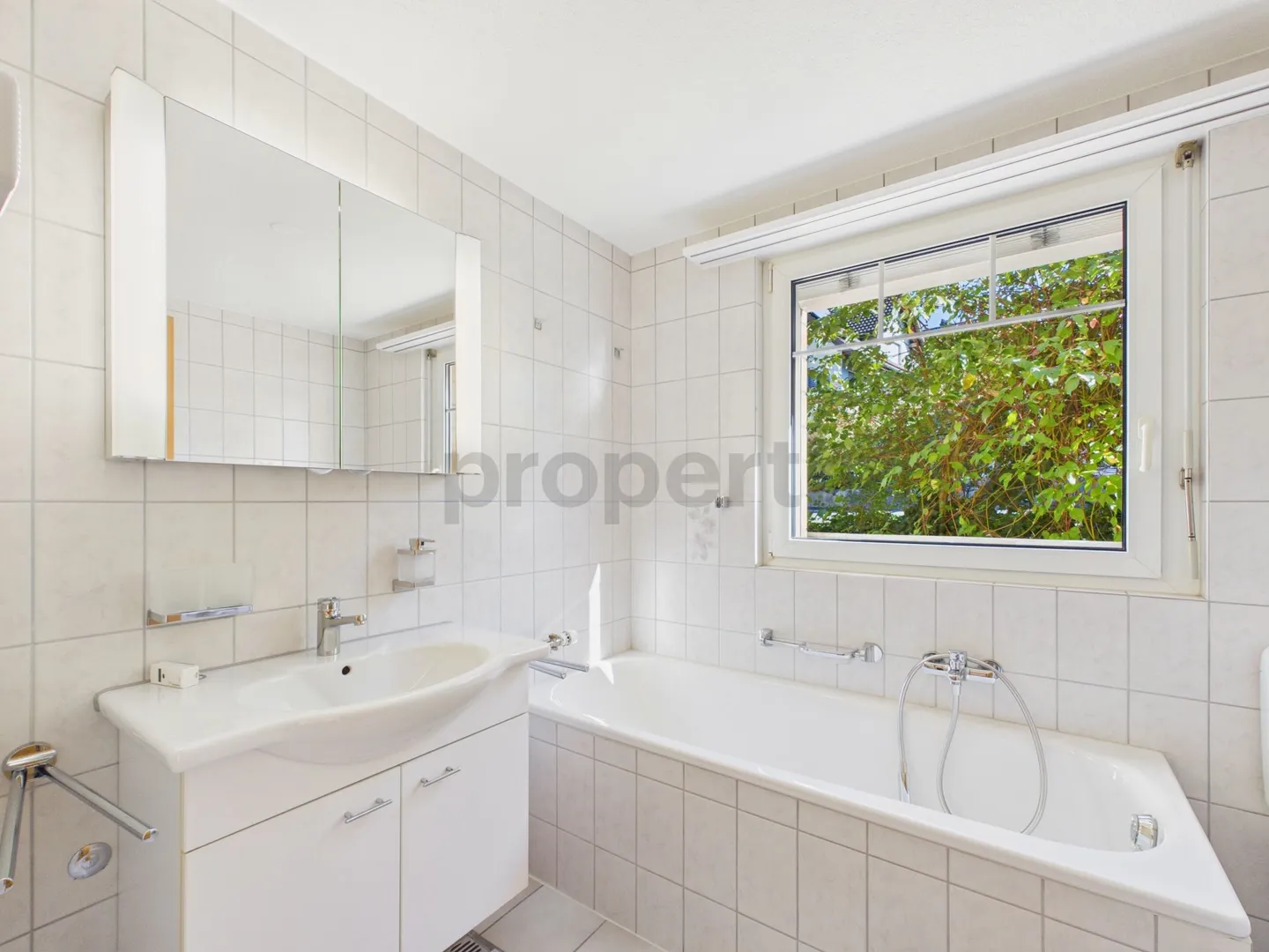 Renovierte 4.5-Zimmer-Wohnung in ruhiger Lage in St. Margarethen (TG) - Foto 10 von 13