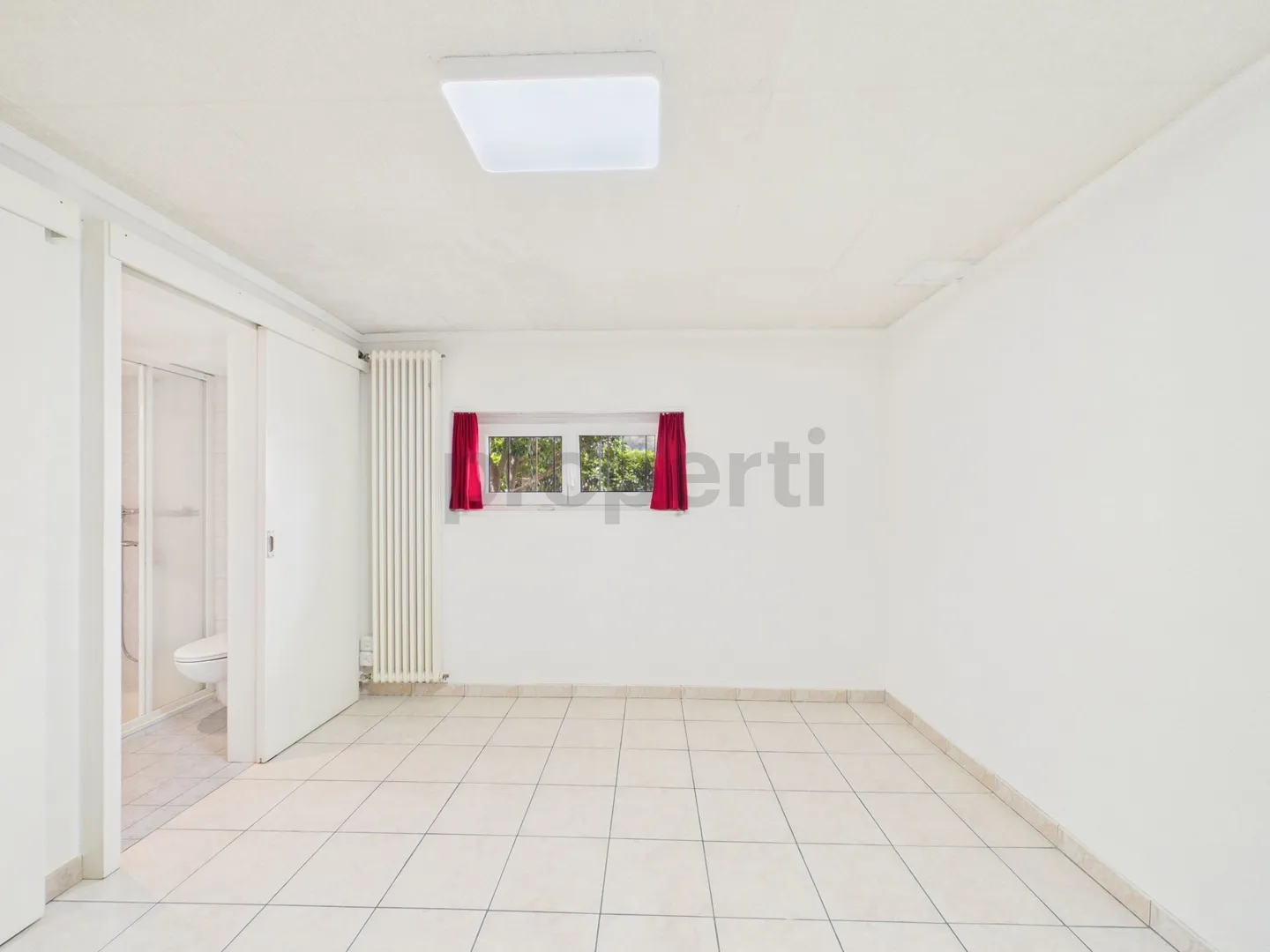 Casa unifamigliare rinnovata nel 2018 e 2023 con ampio giardino - Foto 6 von 12