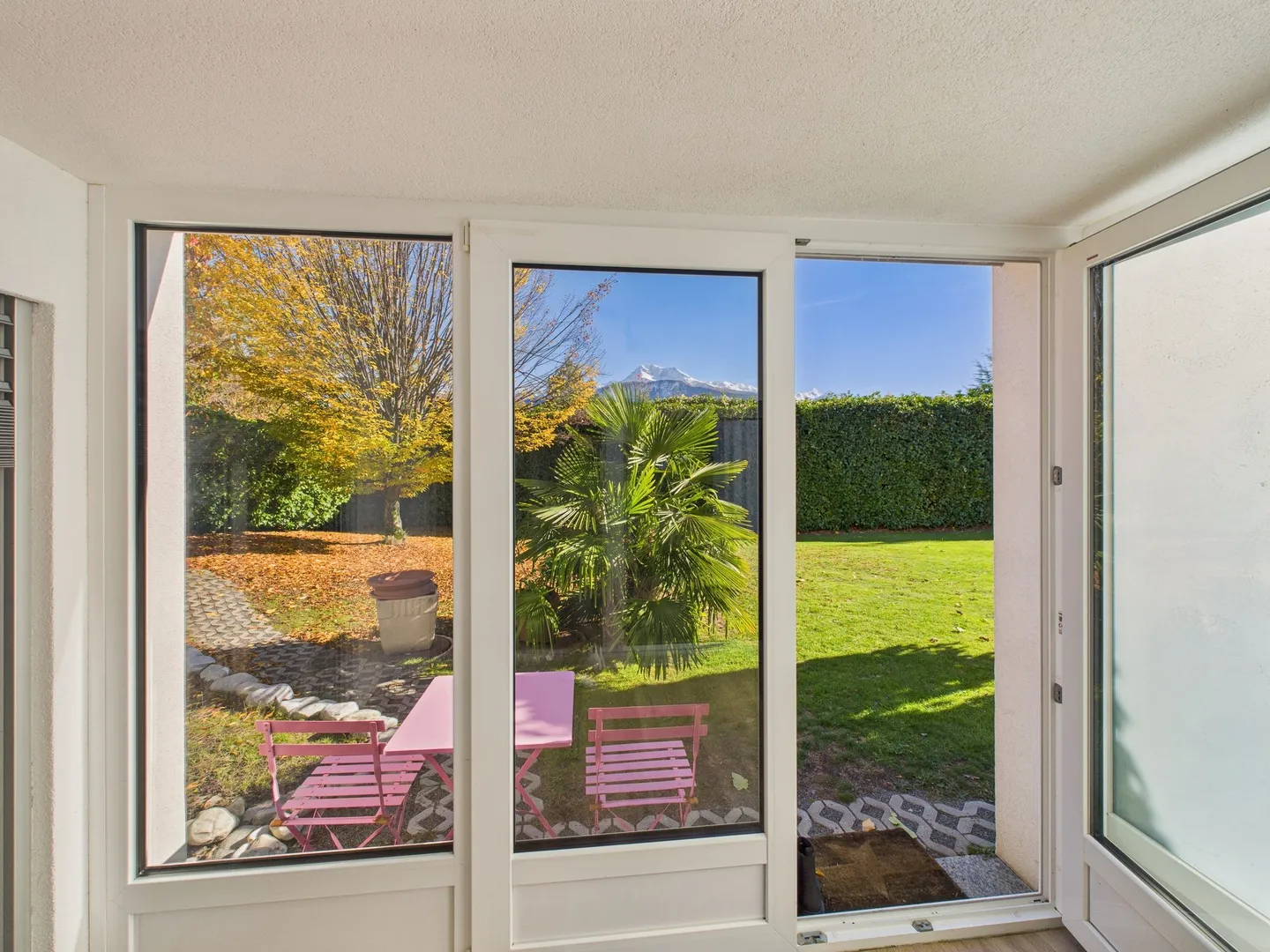 Appartement moderne de 2.5 pièces avec jardin à Mollens - Photo 9 sur 13