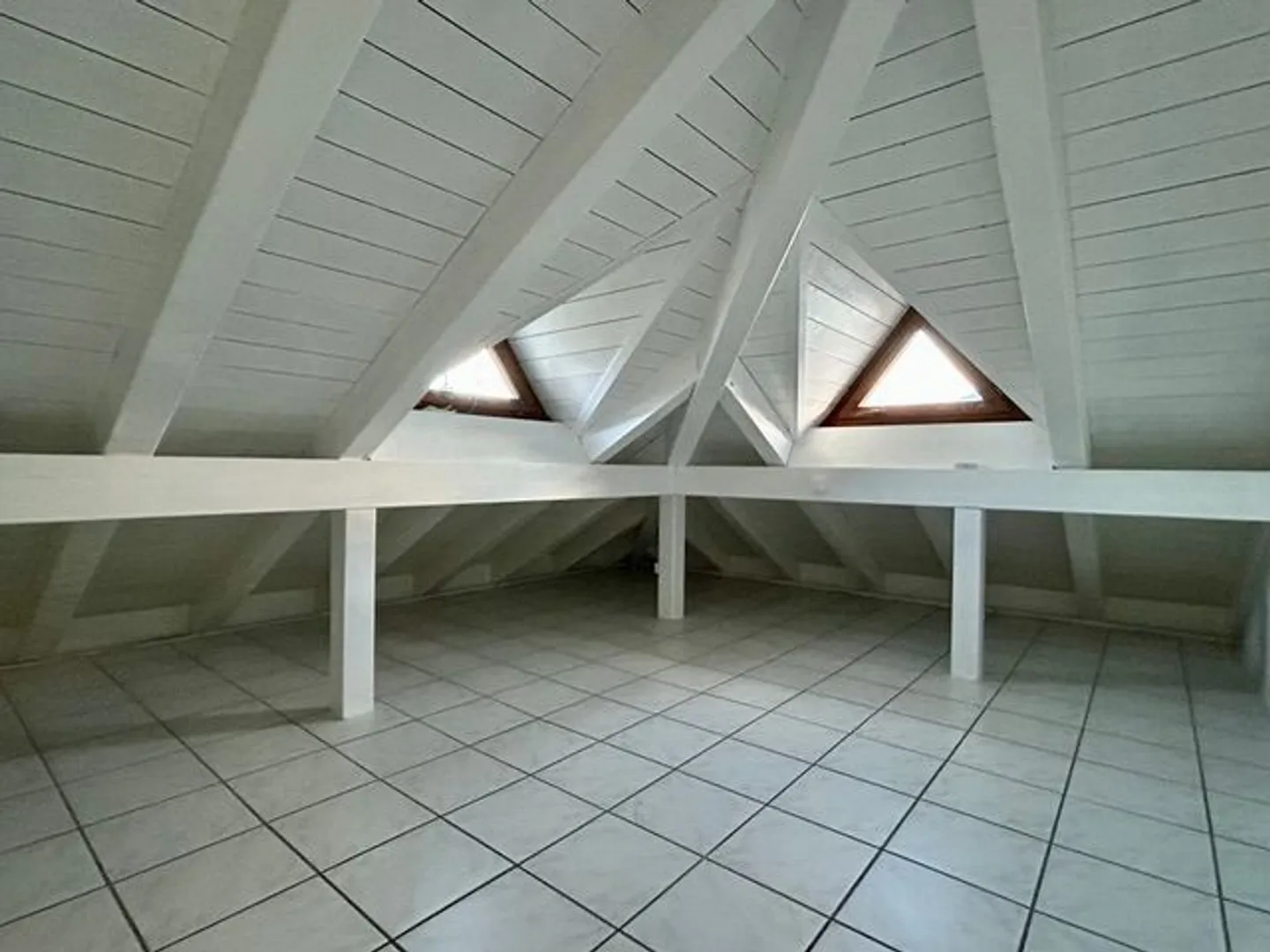 Appartement sous les toits charmant avec vue sur le lac à Schmerikon - Photo 6 sur 13