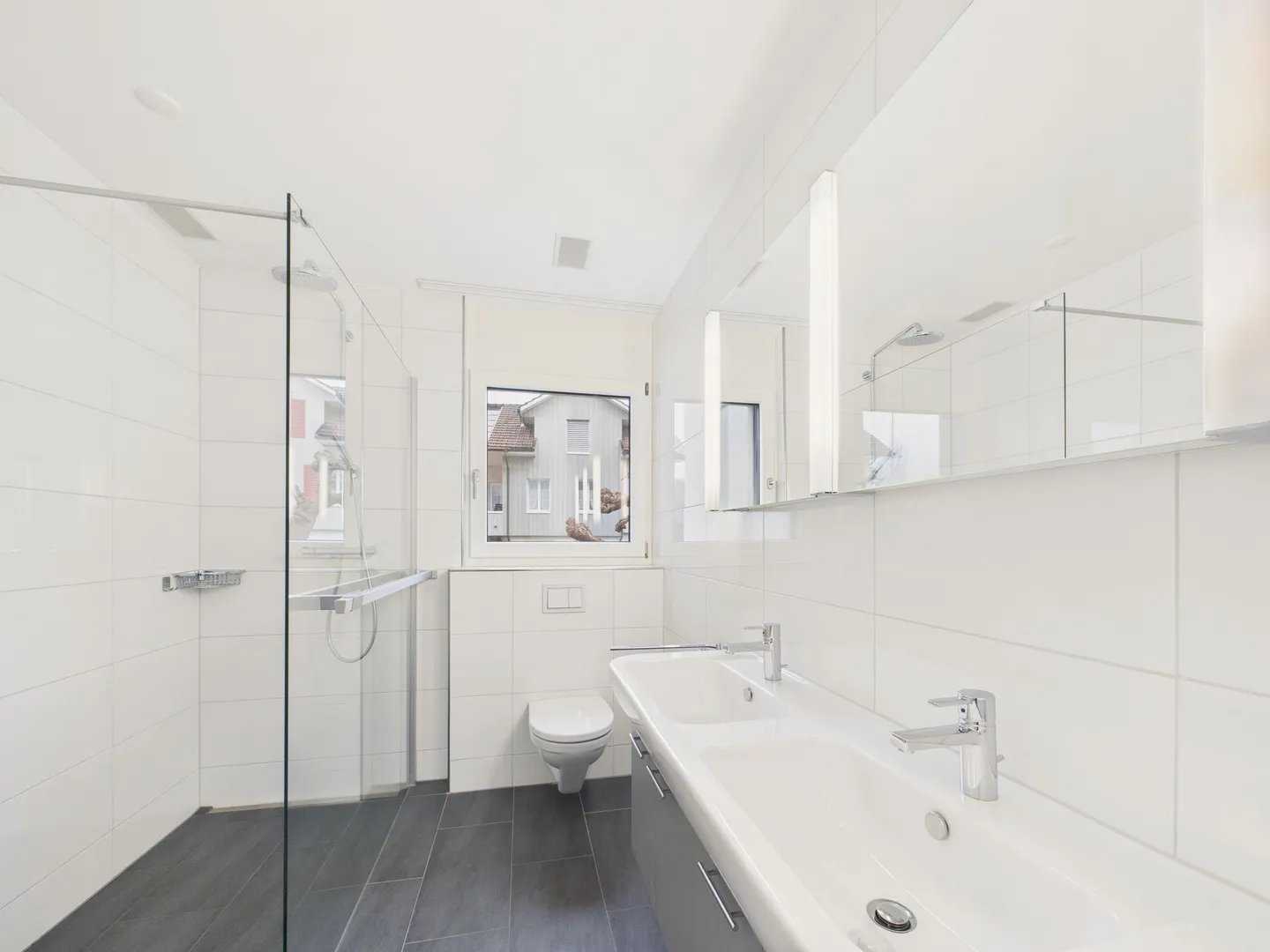 Grosszügige 4.5-Zimmer Wohnung mit Terrasse in Eschlikon - Foto 12 von 13