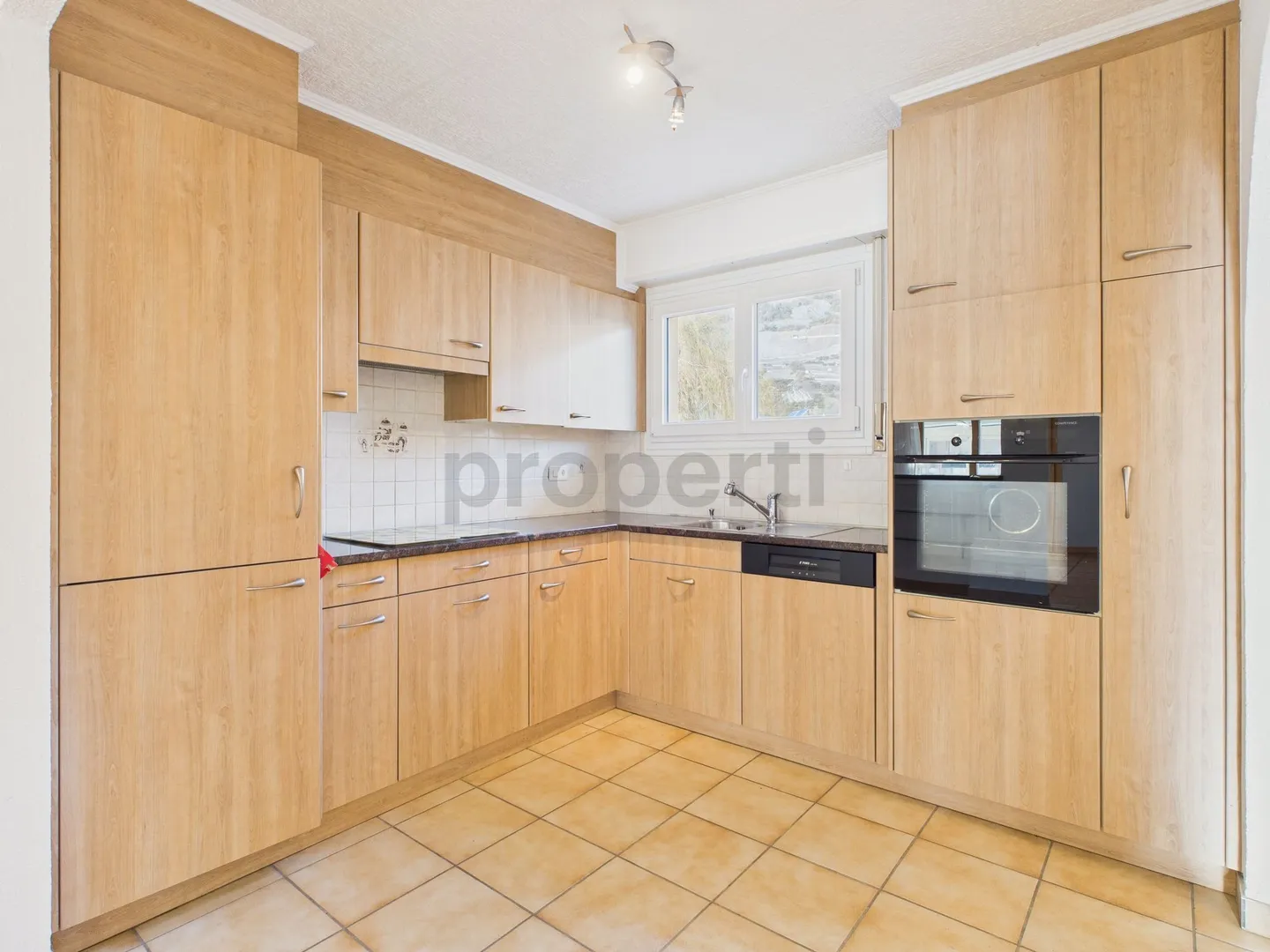 Spacieux 3.5 pièces  appartement avec vue dégagée à Vétroz - Foto 4 von 13