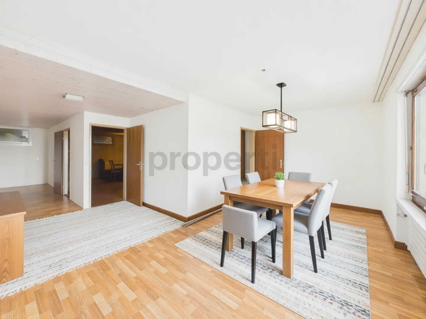 Grosszügiges 7-Zimmer Einfamilienhaus mit Seesicht in Thalwil - Foto 6 von 13