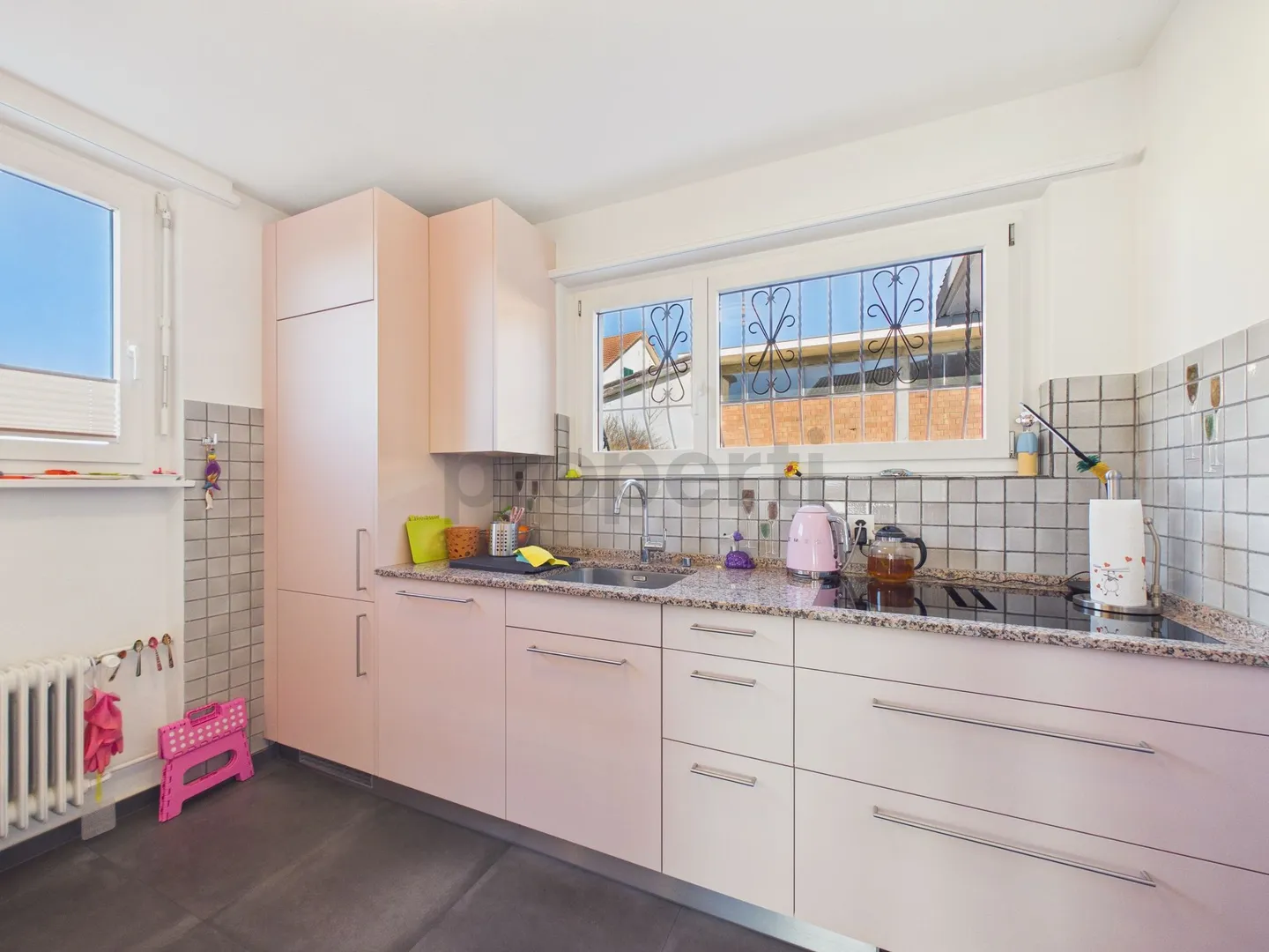 Elegant 5.5-room single-family house with balcony, Bolligen - Photo 5 of 13