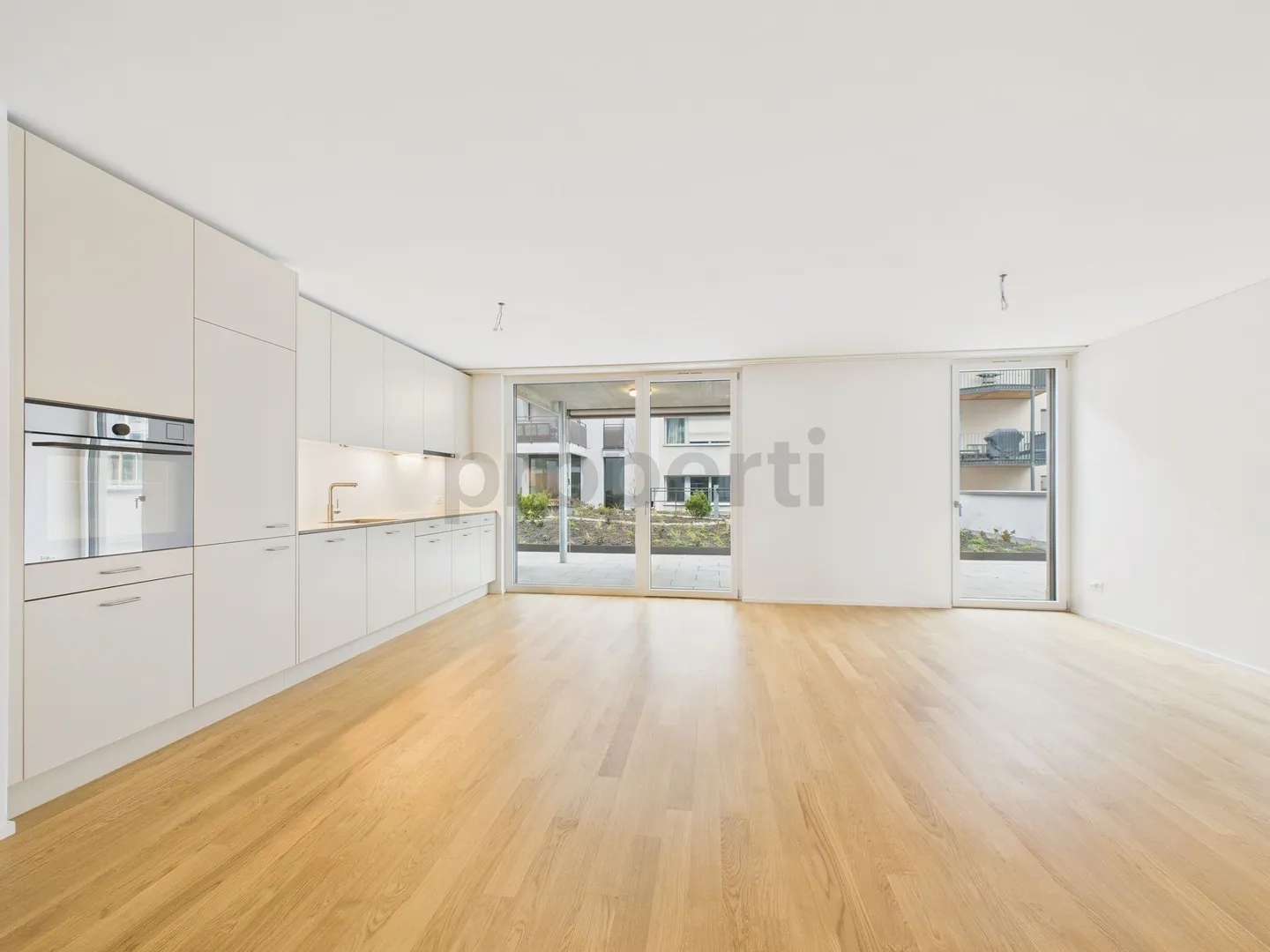 Modern 3.5-room apartment with balcony, Basel - Photo 1 of 10