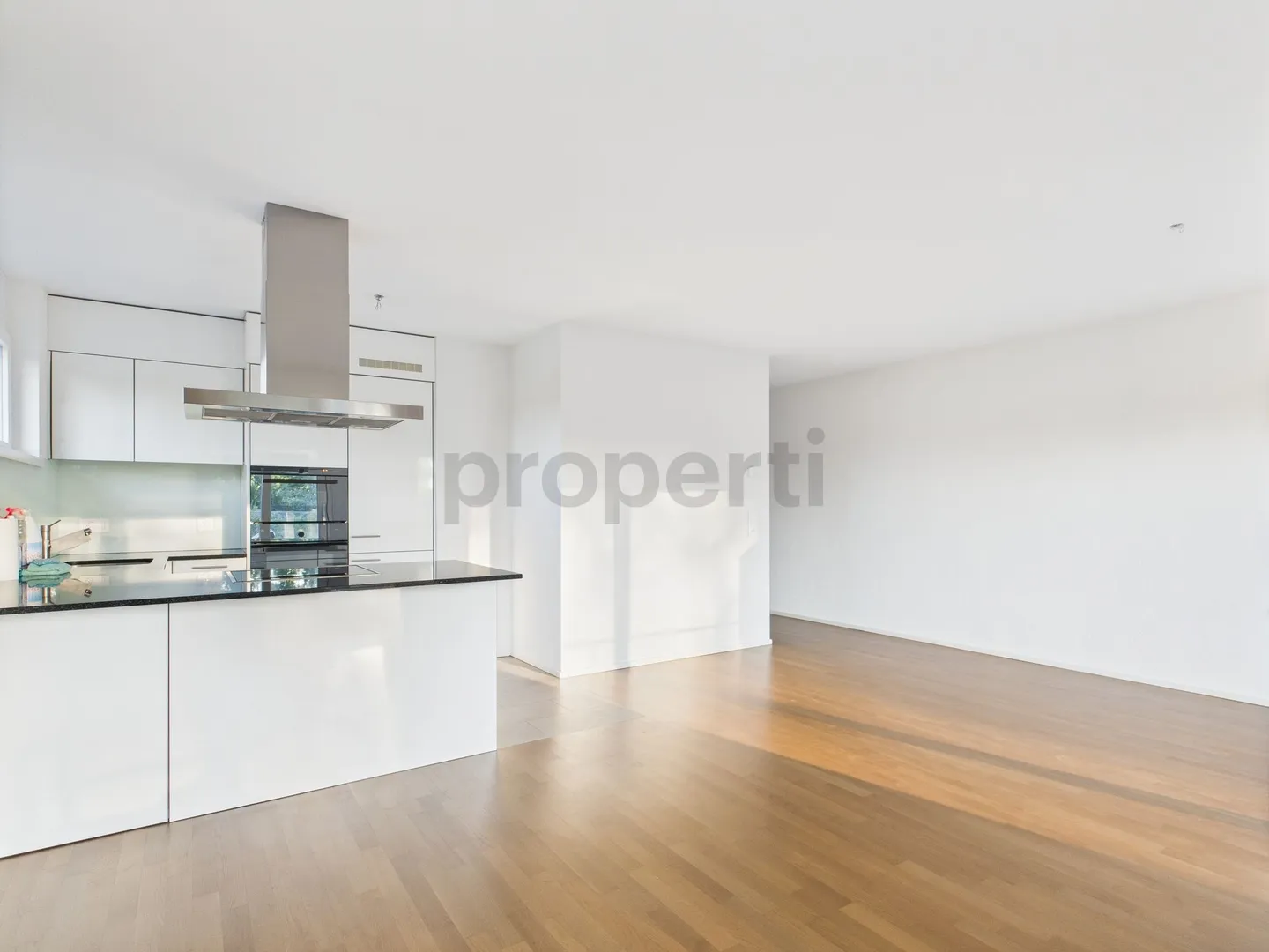 Moderno appartamento di 4.5 locali con balcone soleggiato, Saint-Sulpice - Foto 4 di 12