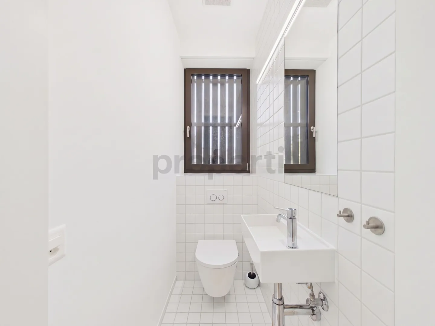 Exklusive 3.5-Zimmer-Wohnung in Binningen mit Loggia &amp; Balkon - Photo 10 sur 11