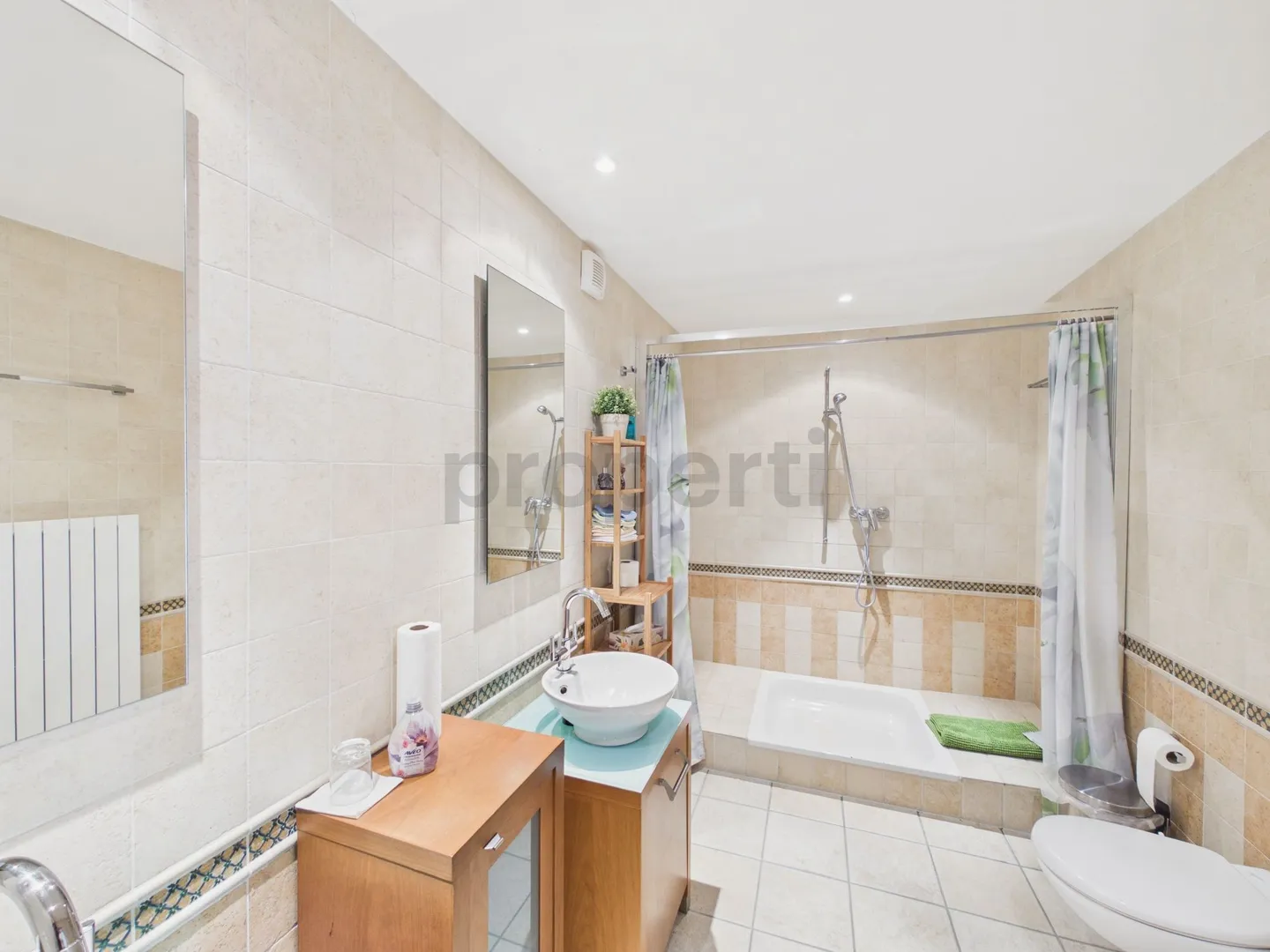 A character property offering volumes, potential and multiple possibilities - Photo 11 of 13