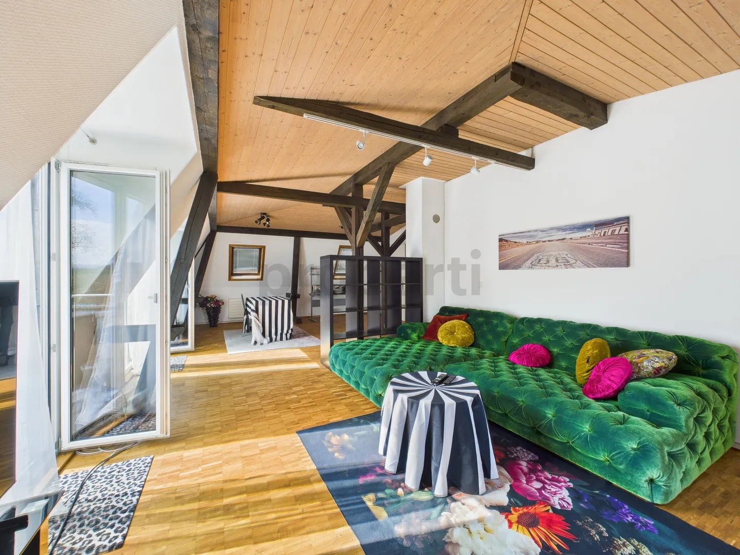 Outstanding 2.5-room penthouse apartment with terrace in Effretikon, Canton Zurich - Photo 5 of 12