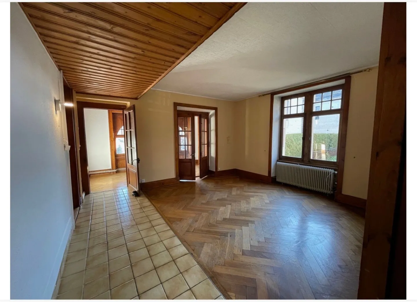 Magnifico appartamento di 4.5 stanze nel cuore di Sierre - fascino e autenticità - Foto 2 di 10