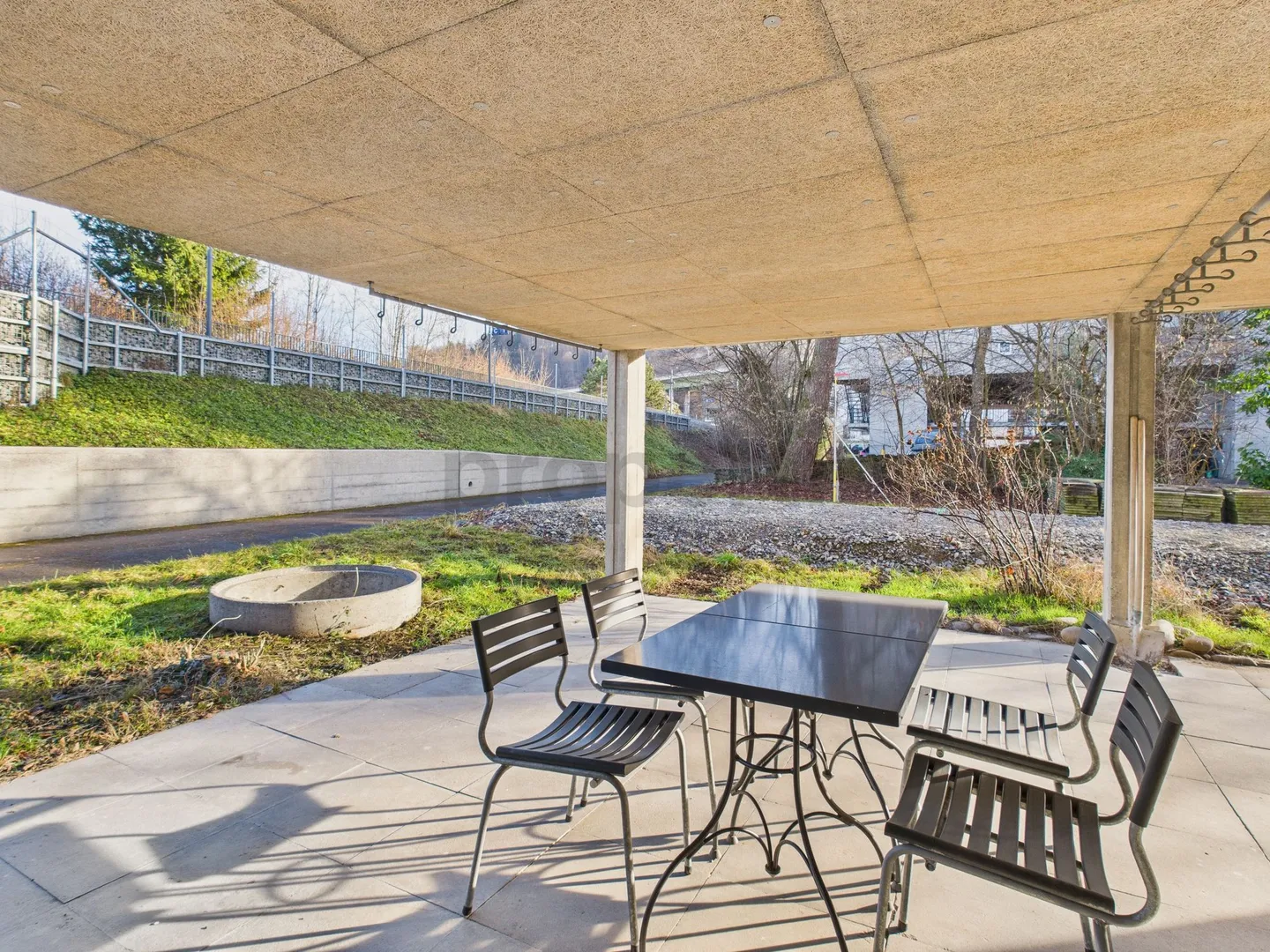 Moderno appartamento duplex di 4,5 stanze con molto spazio a Wünnewil-Flamatt - Foto 12 di 13