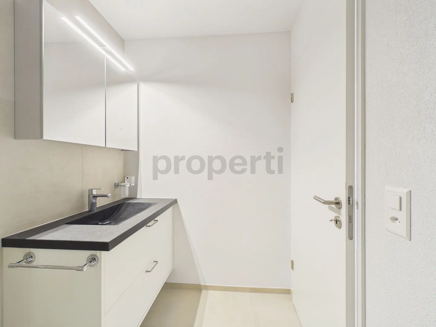 Moderne 2.5-Zimmer-Neubauwohnung in ruhiger Lage in Kaltbach - Foto 8 di 11