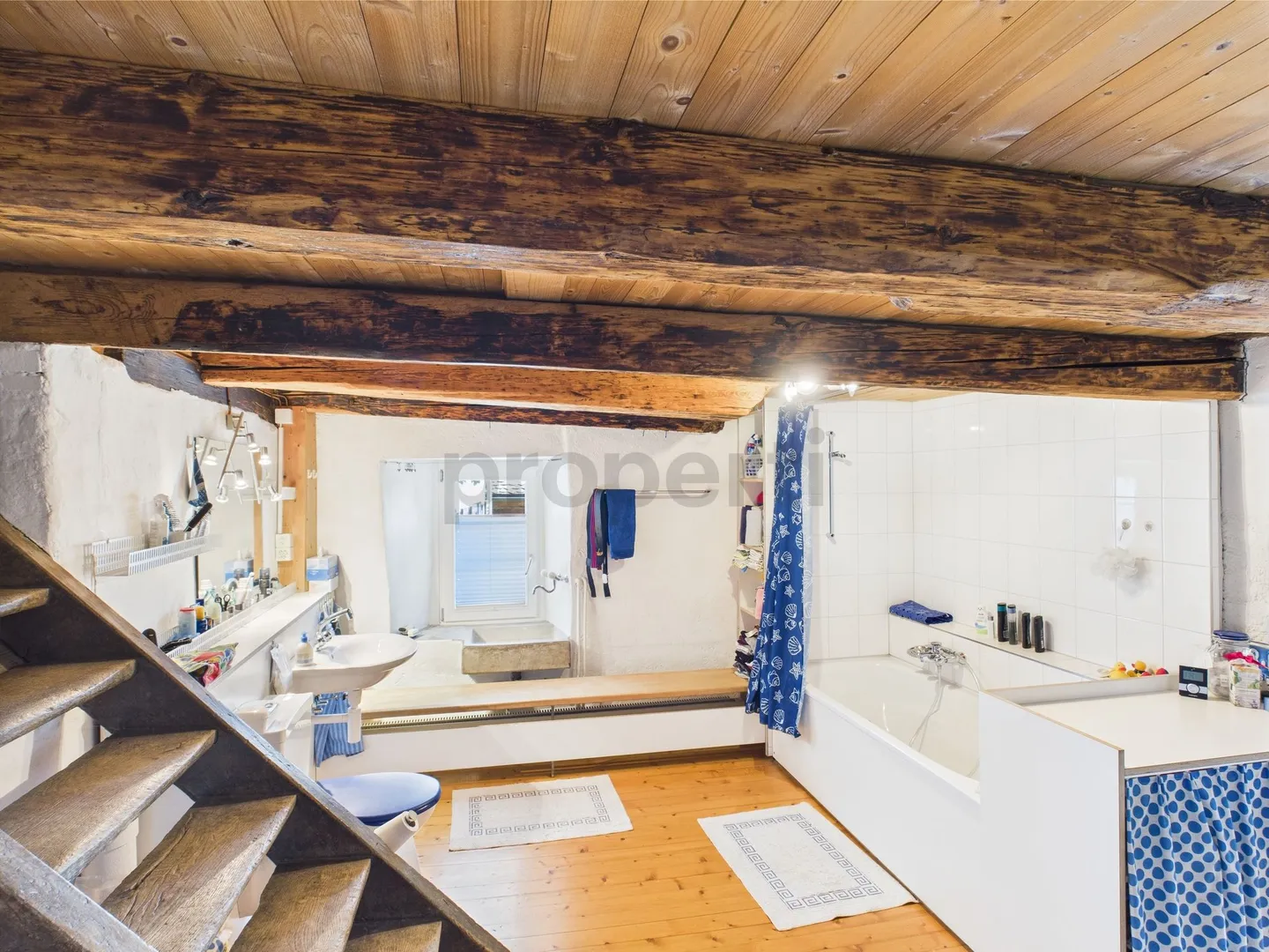 Enchanting and lovingly maintained single-family home for families on 4 spacious floors - Photo 9 of 11