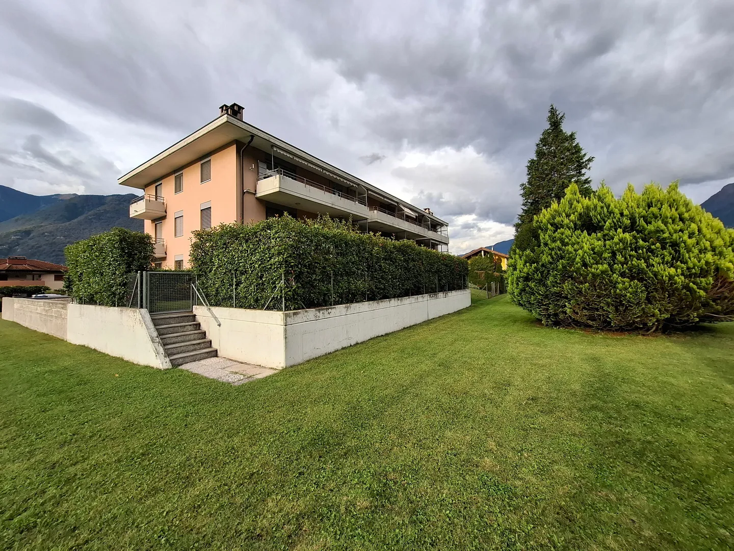 Appartement ensoleillé de 1,5 pièces à Contone, TI - Photo 6 sur 8