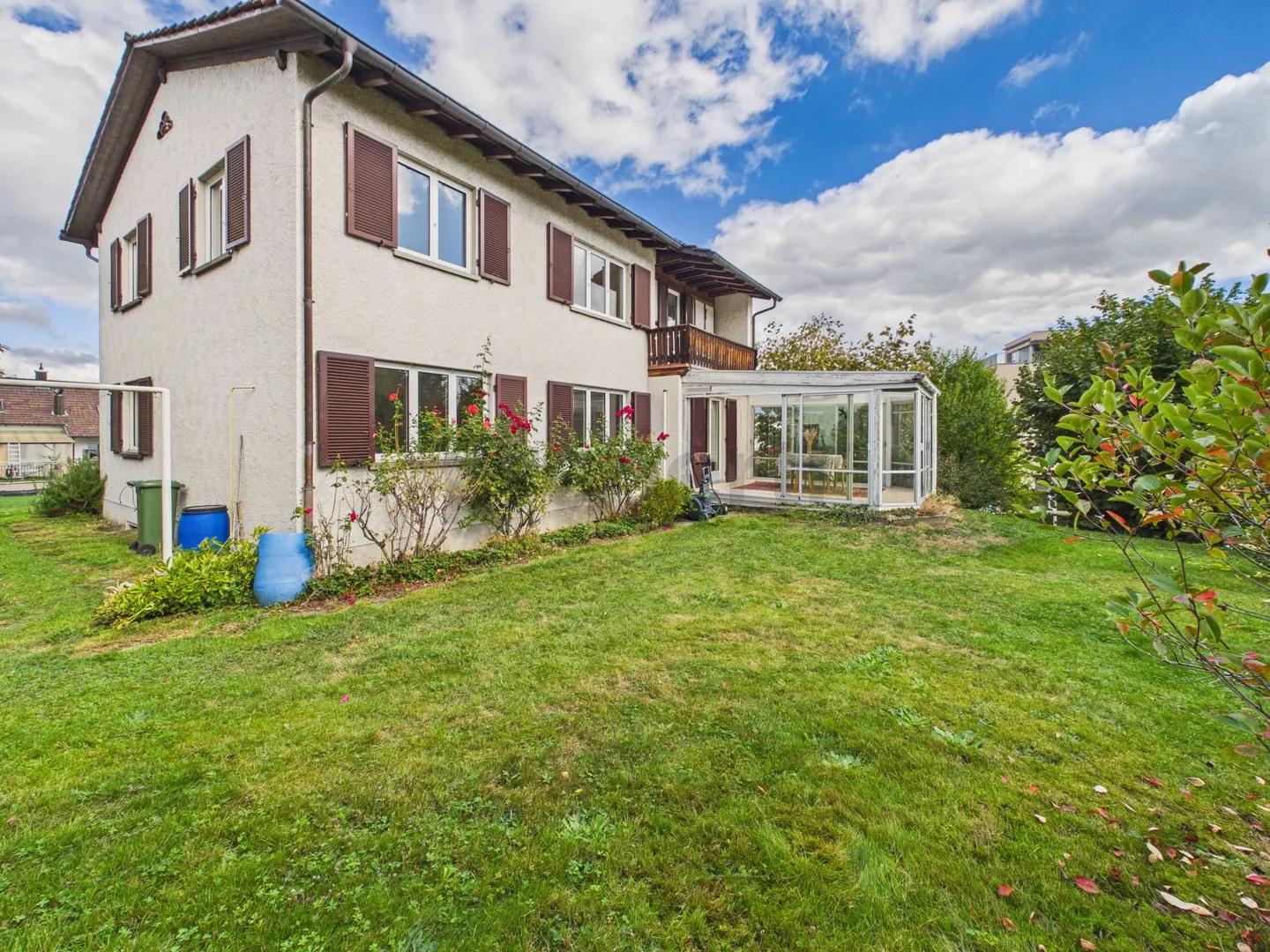 Charming two-family house with garden paradise and great potential in Horgen! - Photo 1 of 13