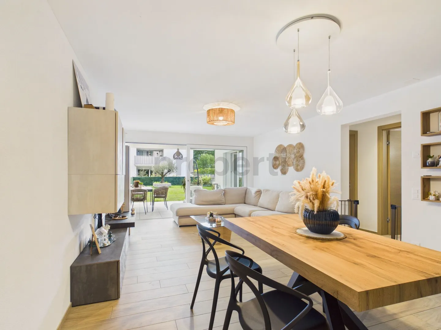 Jardin Privé de 122 m², Grande Terrasse Couverte & Exposition Sud ! - Photo 2 sur 13