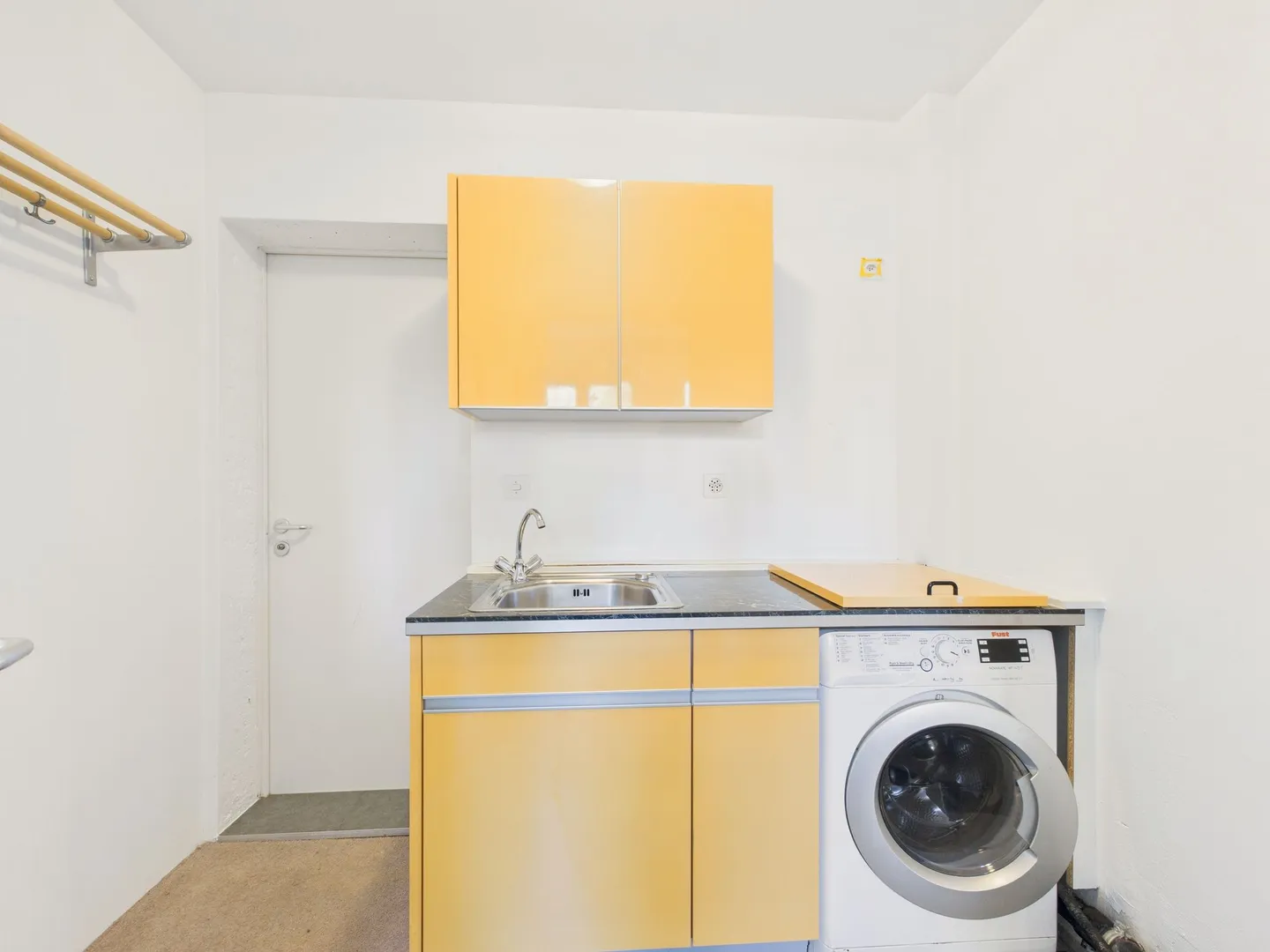 Cozy 2-Room Apartment in Binningen - Photo 5 of 6