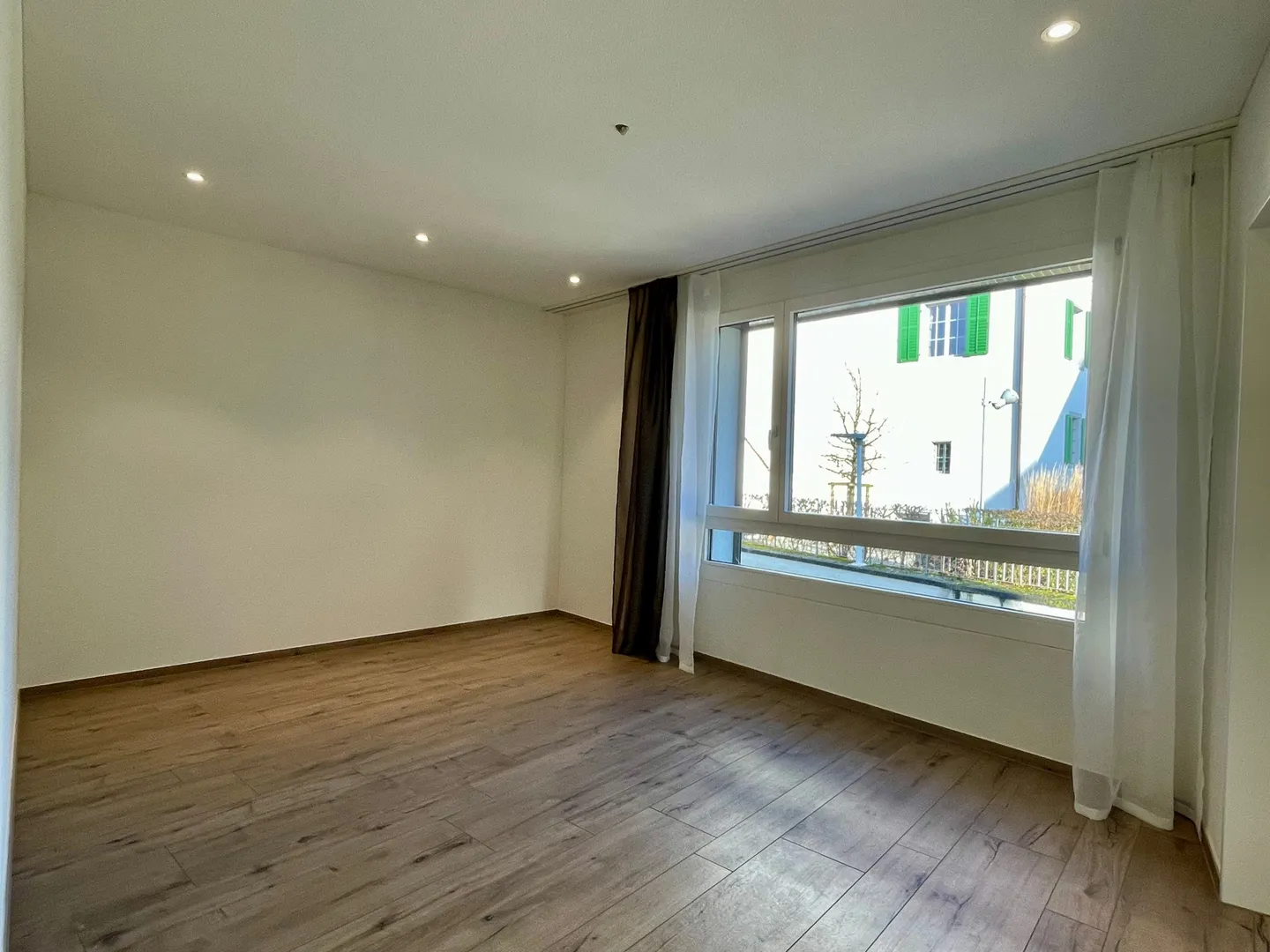 Spacious 3.5-room condominium with loggia in a quiet yet central location in Hägglingen - Photo 6 of 11