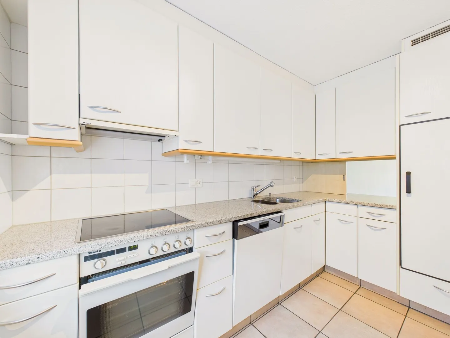 Maison individuelle de 5,5 pièces à Aesch, canton de ZH - Photo 4 sur 11