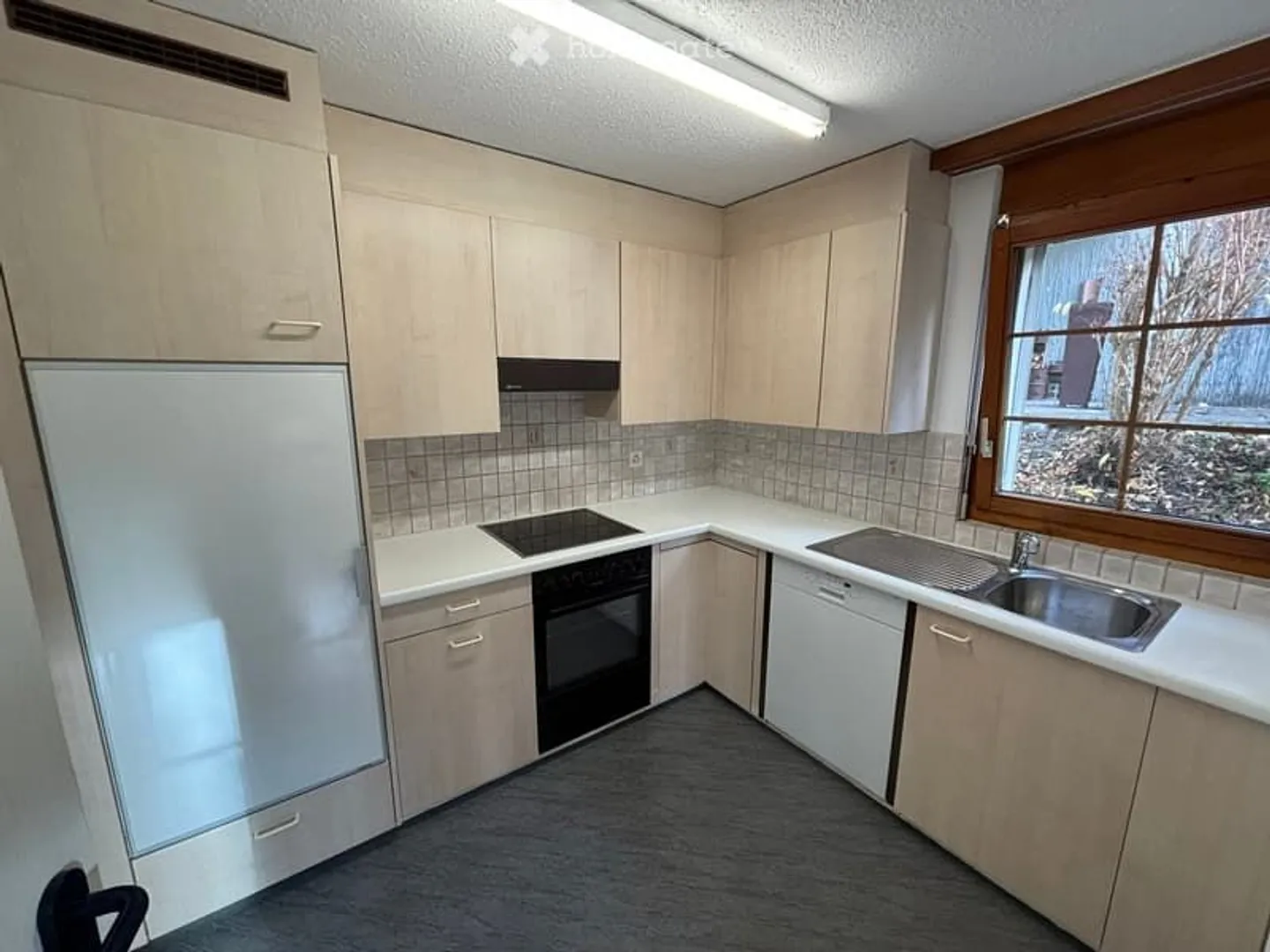 Cozy 4.5-Room Apartment with Large Terrace in Wald - Photo 4 of 7