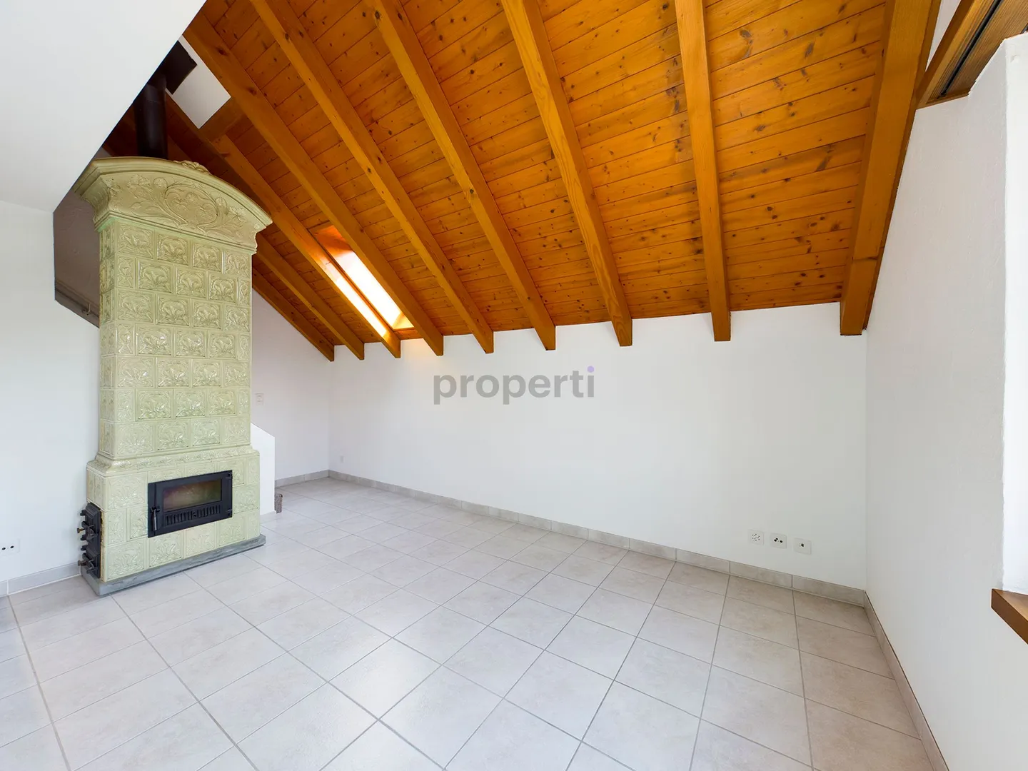 Chaleur, tranquillité et sensation de vie - appartement de 3,5 pièces au style élégant - Photo 1 sur 11