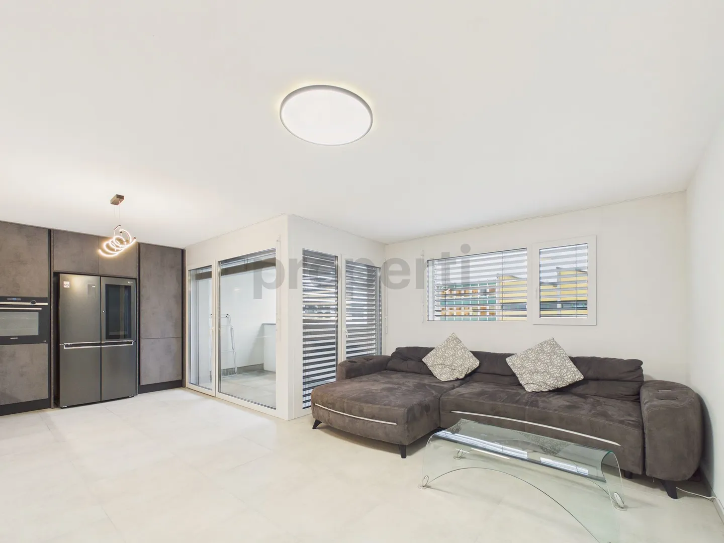 Moderno appartamento elegante arredato 3.5 stanze con ascensore, Sierre - Foto 1 di 11