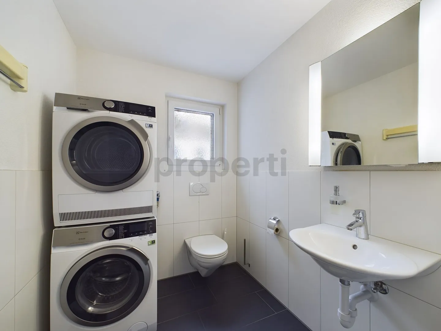 Living in the Heart of Tägerig: Dreamlike 7.5 Room Single-Family House - Photo 10 of 11