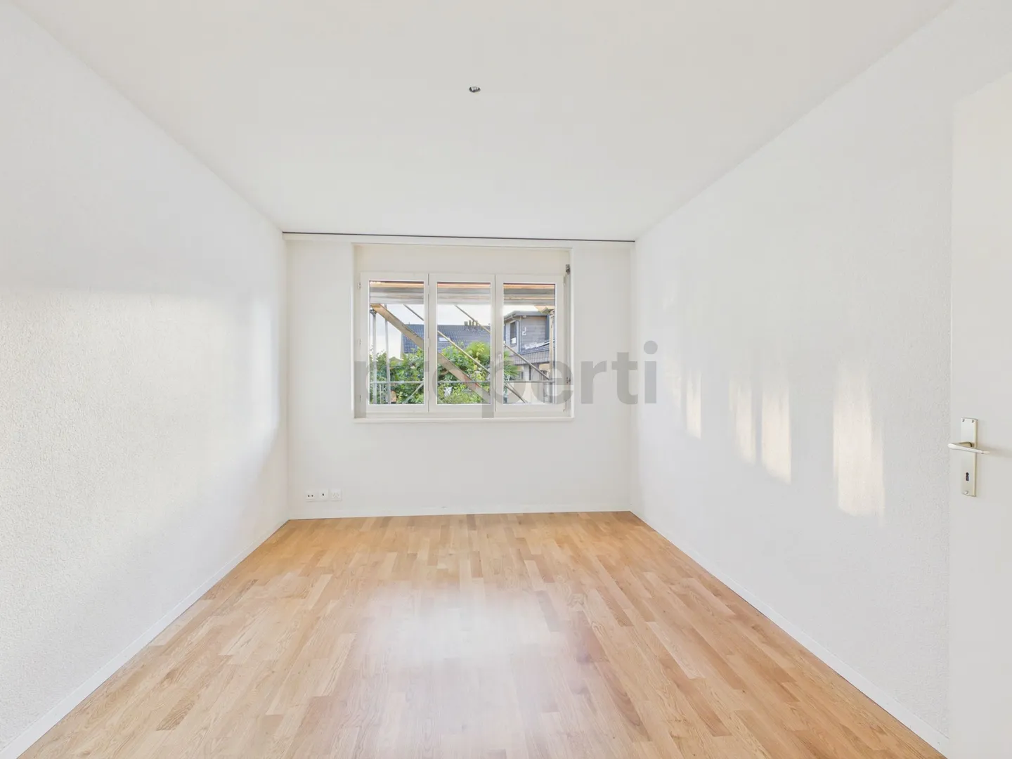 Renovierte Wohnung mit Garten - Foto 6 von 12